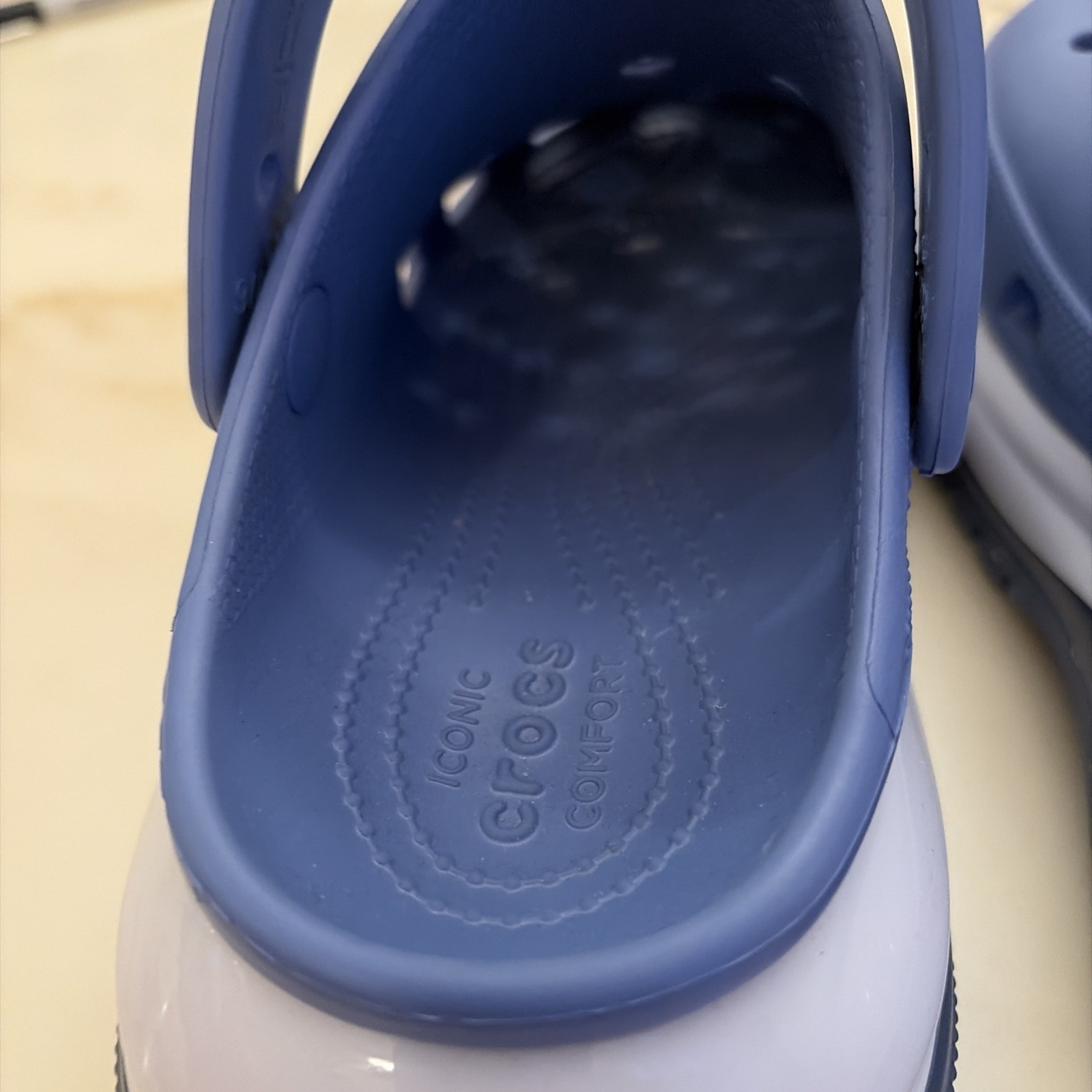 Crocs MEGA CRUSH Cornflower Blue Chunky Heavy Clogs M 4/W 6