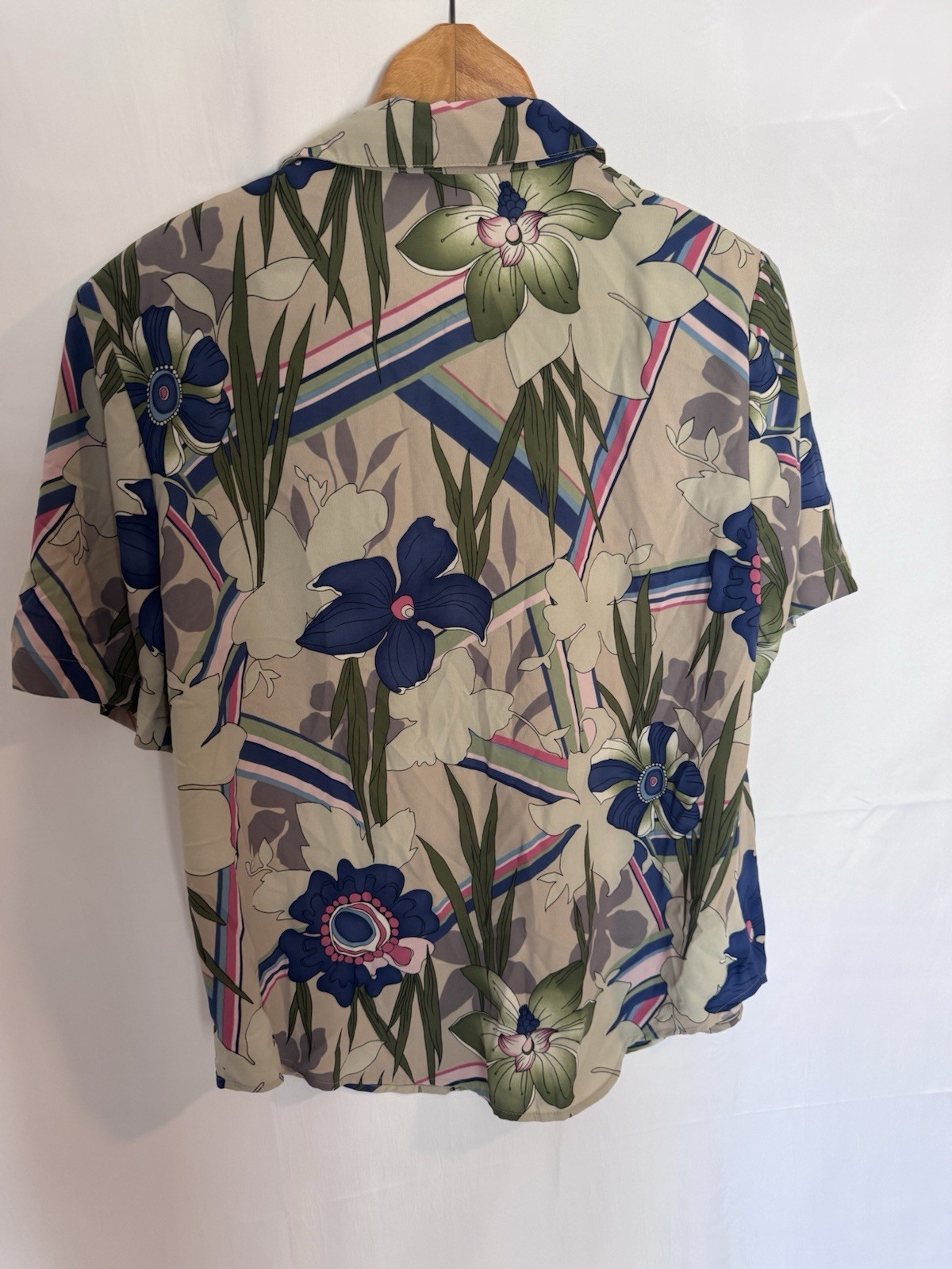 Kathy Che Floral Button Front Blouse Women’s Size 14 Beige Blue Short Sleeve