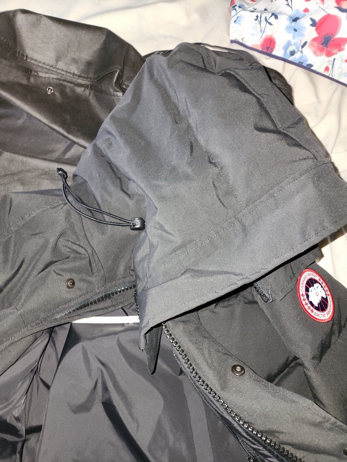 Canada Goose Carson Black Hooded Parka Coyote Trim Fur Men’s M
