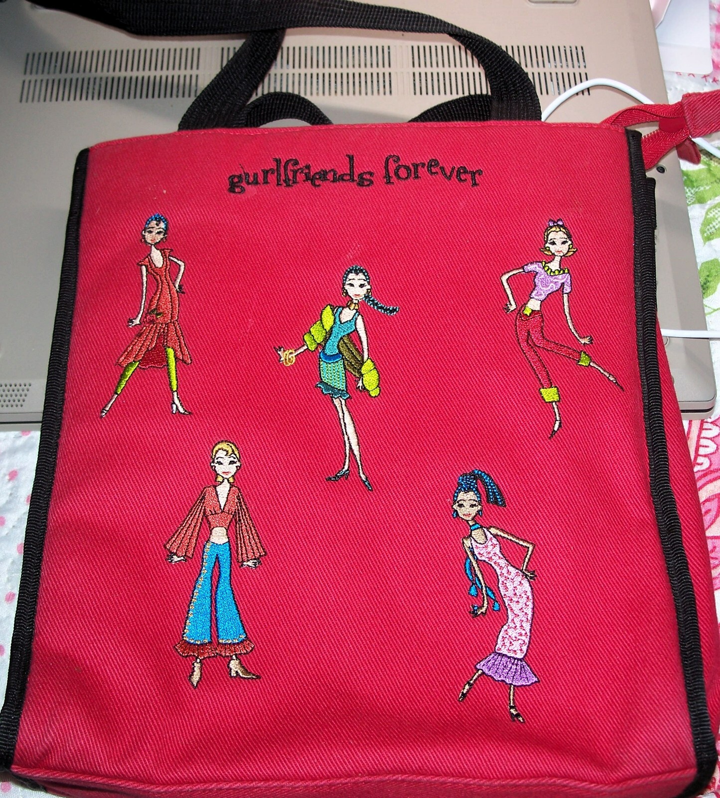 Red Gurlfriends Forever Handbag Purse Cool Girls in Fashion Outfits 11″ X 9 1/4