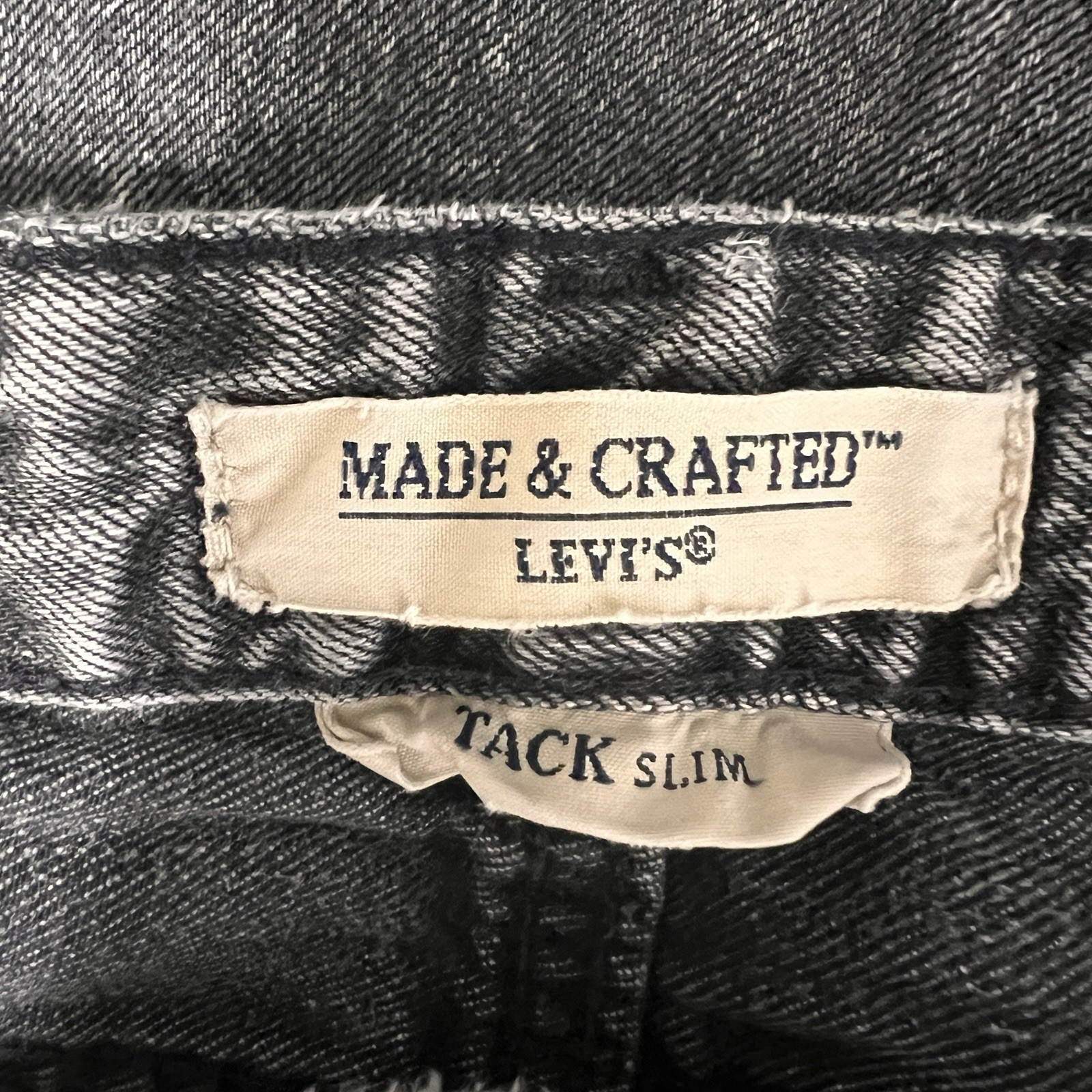 Levi’s Made & Crafted Gray Tack Slim Jeans 32” Waist, 10.5” Rise, 25” Inseam EUC