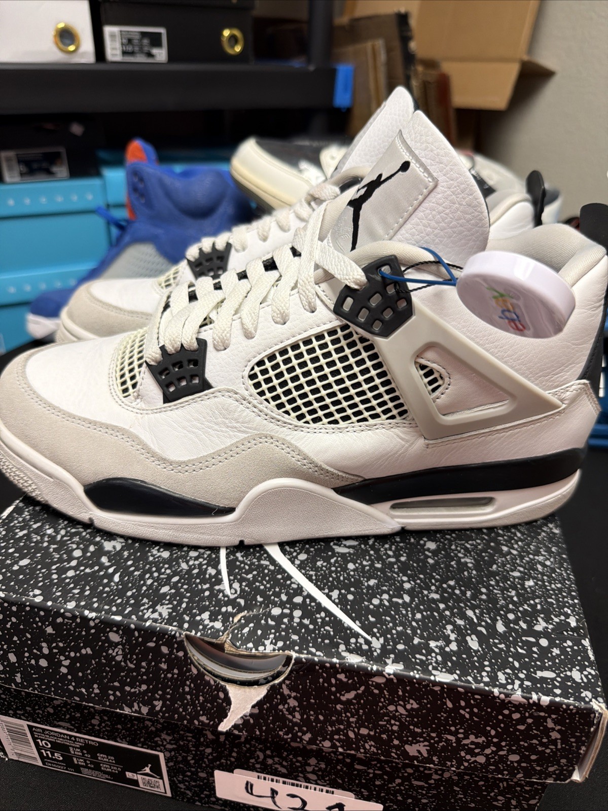Size 10 – Jordan 4 Retro Mid Military Black
