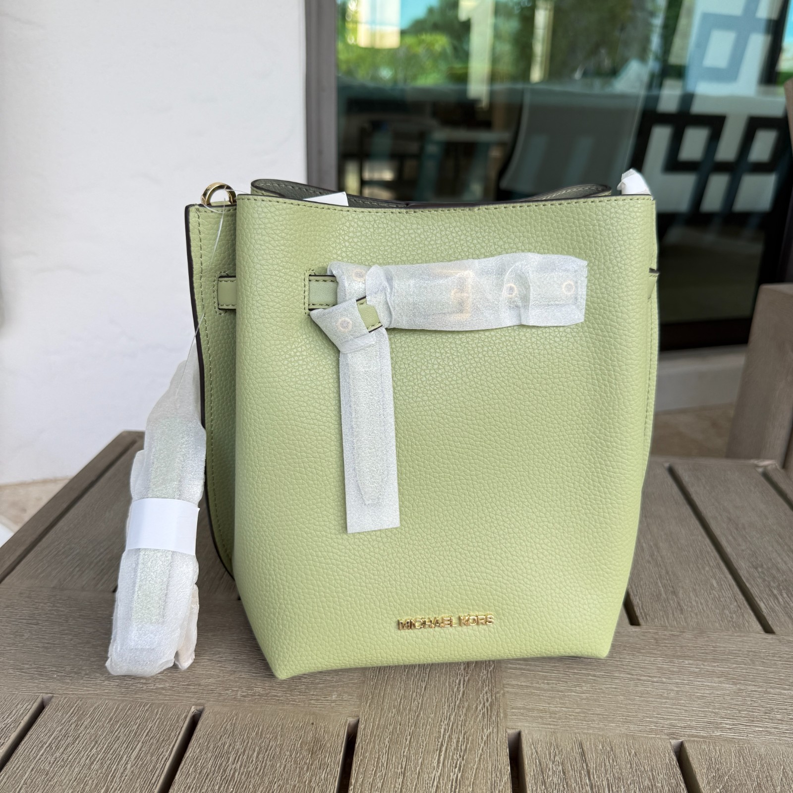 Michael Kors Emilia Small Leather Bucket Crossbody Bag Messenger Light Sage