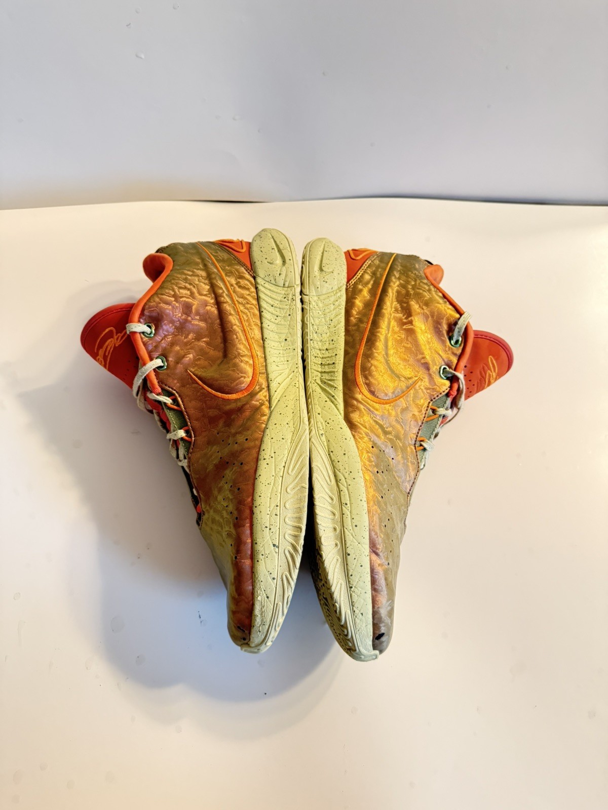 Size 14 Nike Men’s LeBron 21 Queen Conch Ember Glow/Elemental Gold FN0708-800