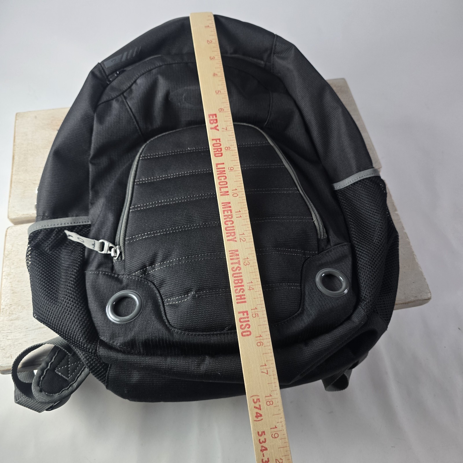 Oakley 5-Speed Backpack Grigio Scuro Medium Sized # 92792 Black