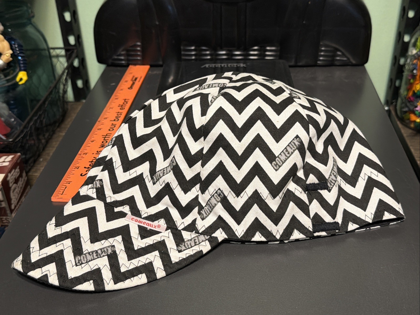 NWOT Black & White Zig Zag Welding Welders Hat Comeaux Caps Reversible