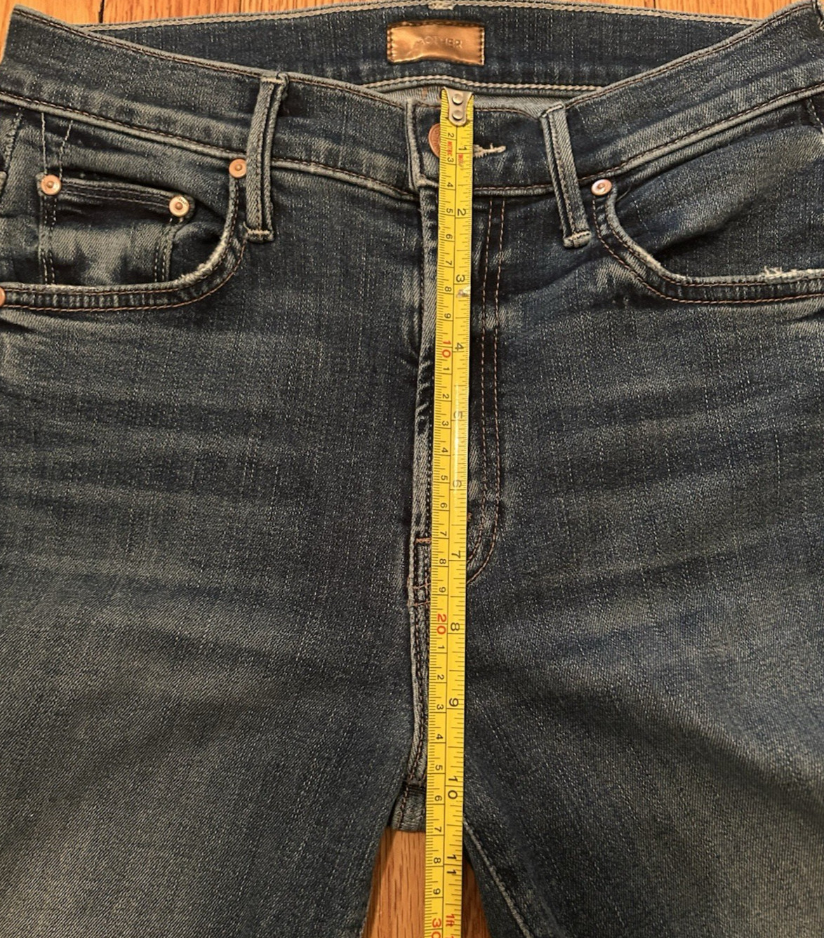 MOTHER DENIM Med Wash THE OUTSIDER ANKLE Flared Jeans in WALKING ON COALS Sz 25