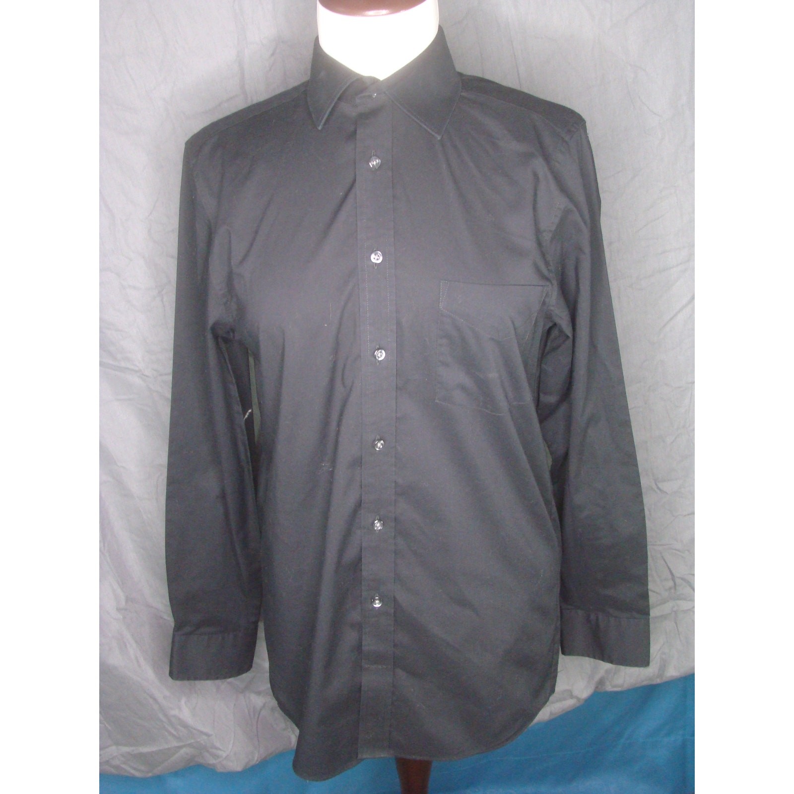 Stafford Travel Shirt Size 14.5 32-33 Black Wrinkle Free Oxford