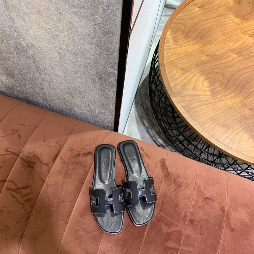 Hermes Oran Slip-On Sandals Women Size EU39 Black