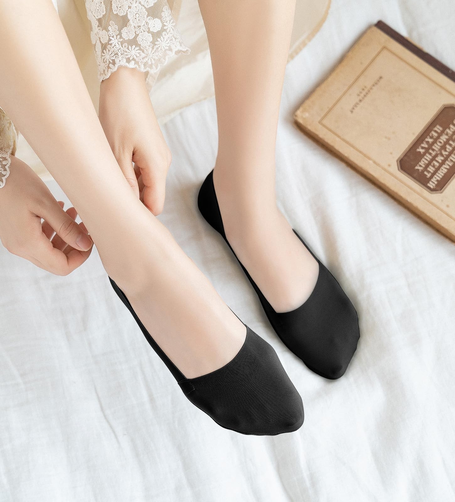 5 Pack Invisible Socks for Women Non Slip Low Cut Invisible Liner Footies Thi