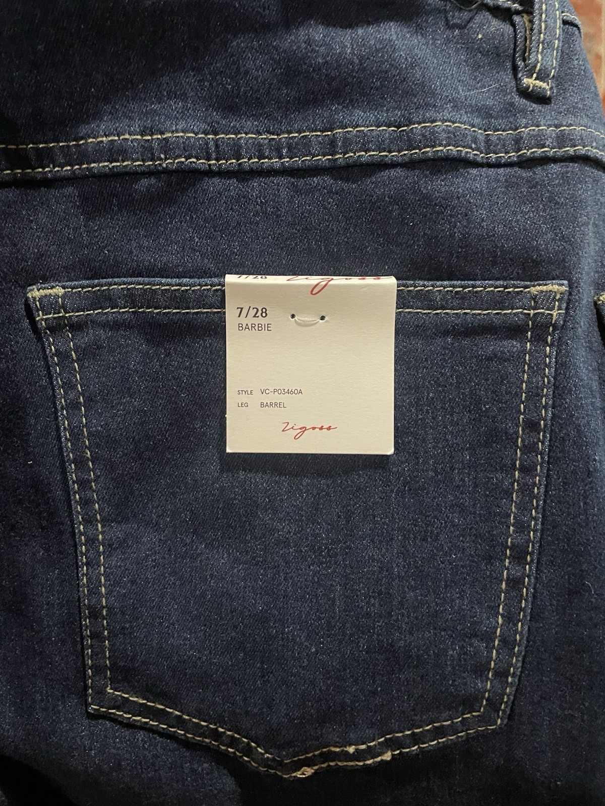 Vigoss Barbie Barrel Jeans SIZE 9/29 High Rise Stretch Dark Blue Denim NWT