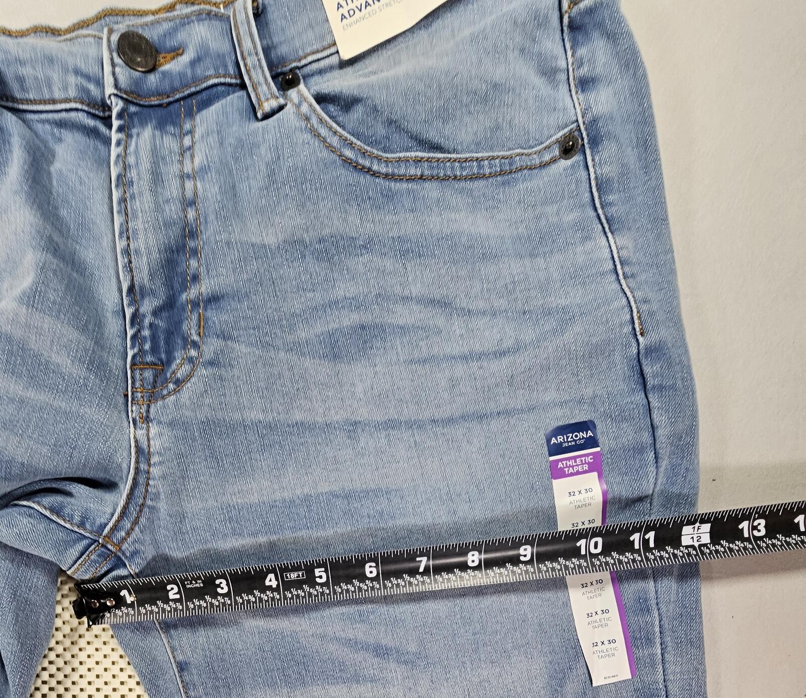 Arizona Jean Co. Athletic Taper Advance Flex 360 Jeans. Size 32×30