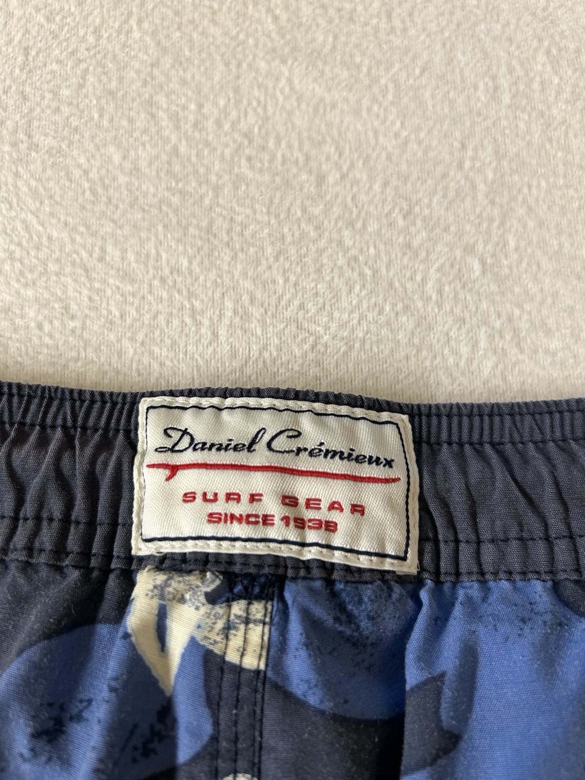 Daniel Cremieux Men’s Board Shorts Blue Floral Size 34 Drawstring Pockets