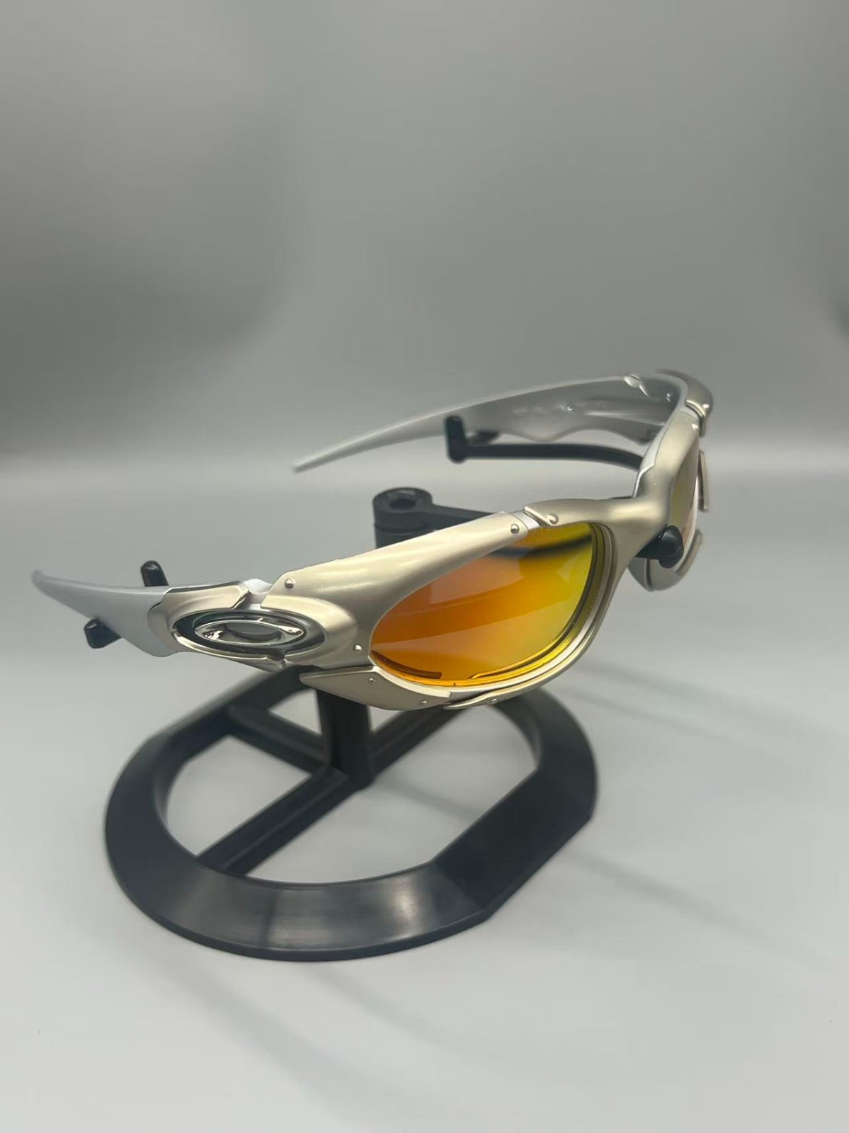 Retro Oakley Plate Silver Frame Orange Lens Y2K Futuristic Shades