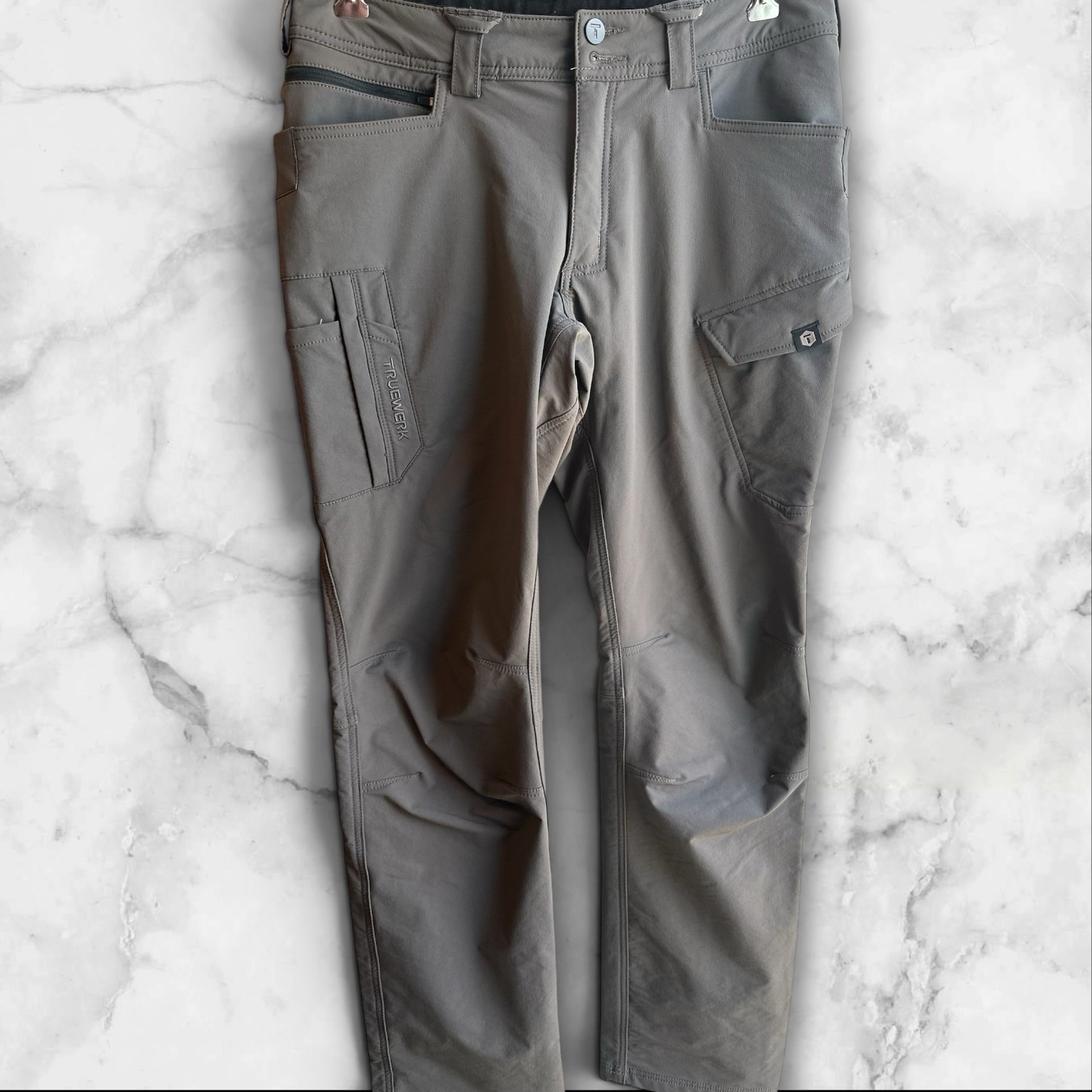 Truewerk T2 Werkpants Mens 34/33 Gray Water Resistant Pants Softshell