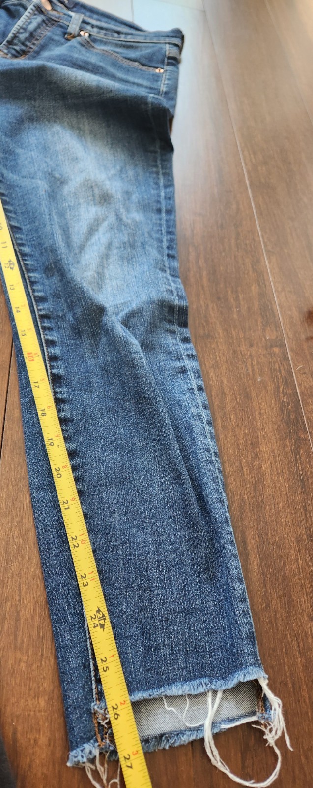 Womens J Crew 9″ Tooth Pick Slinny Jeans Size 29