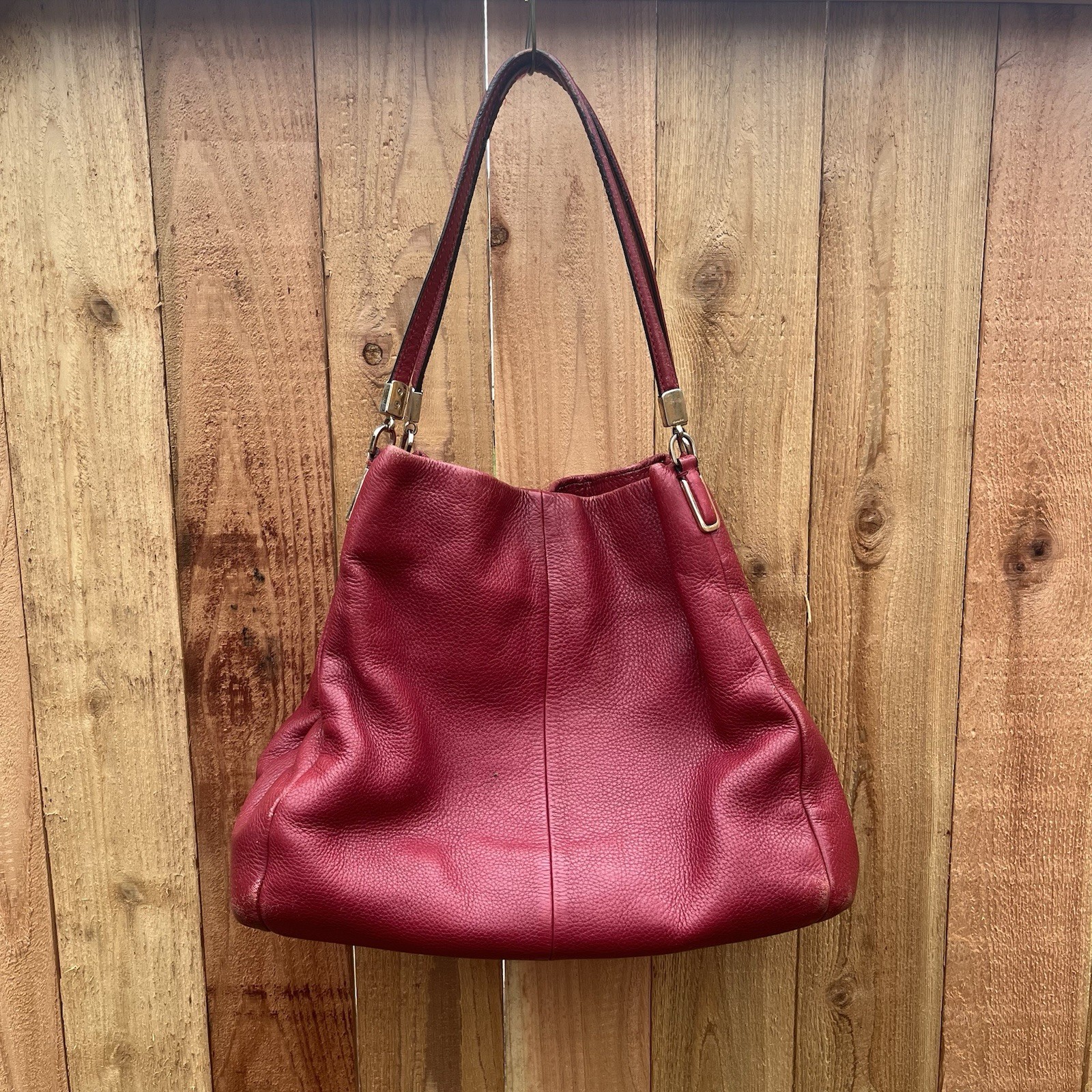 Coach 26224 Madison Phoebe Pebbled Leather Shoulder Bag Scarlet