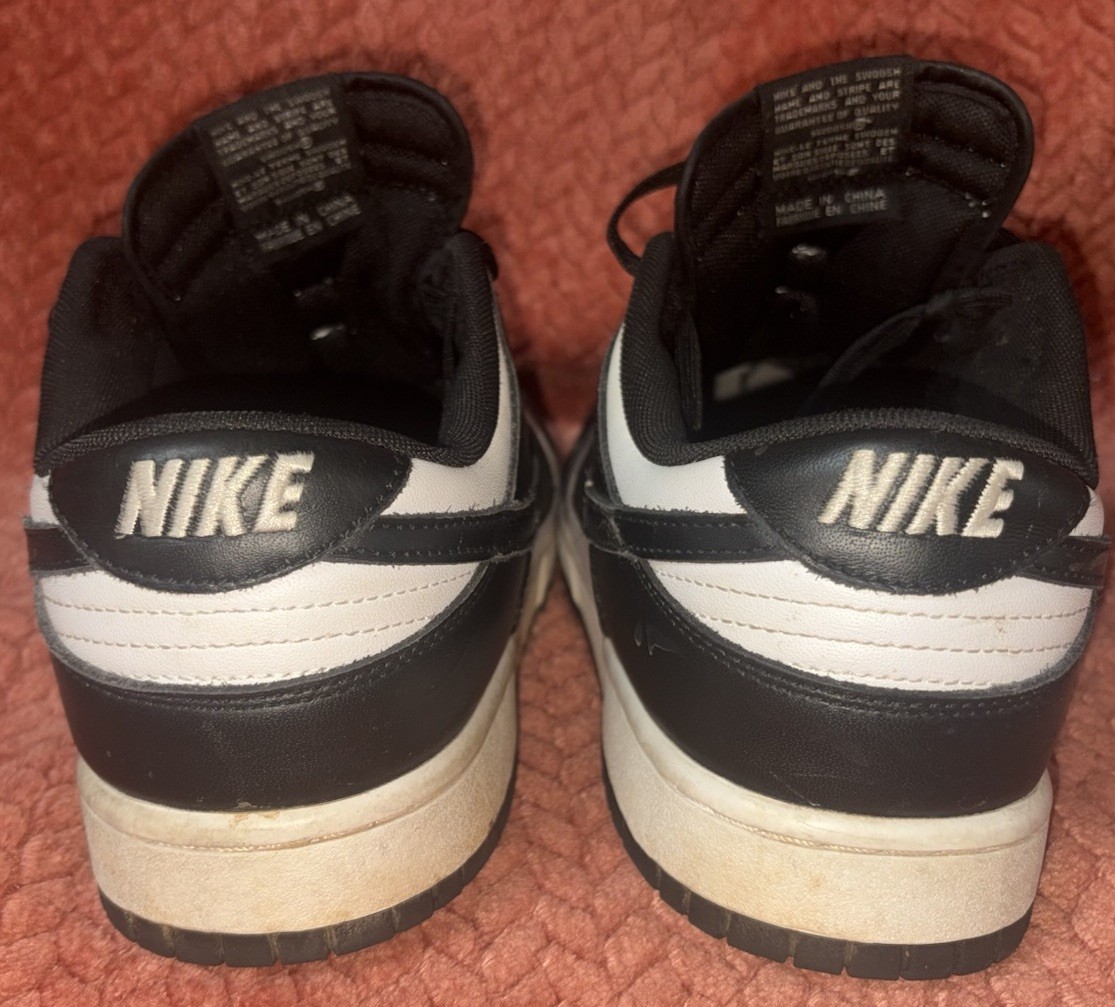Nike Men’s Athletic Sneakers Lace Up Low Top Black White Colorblock Panda Size10