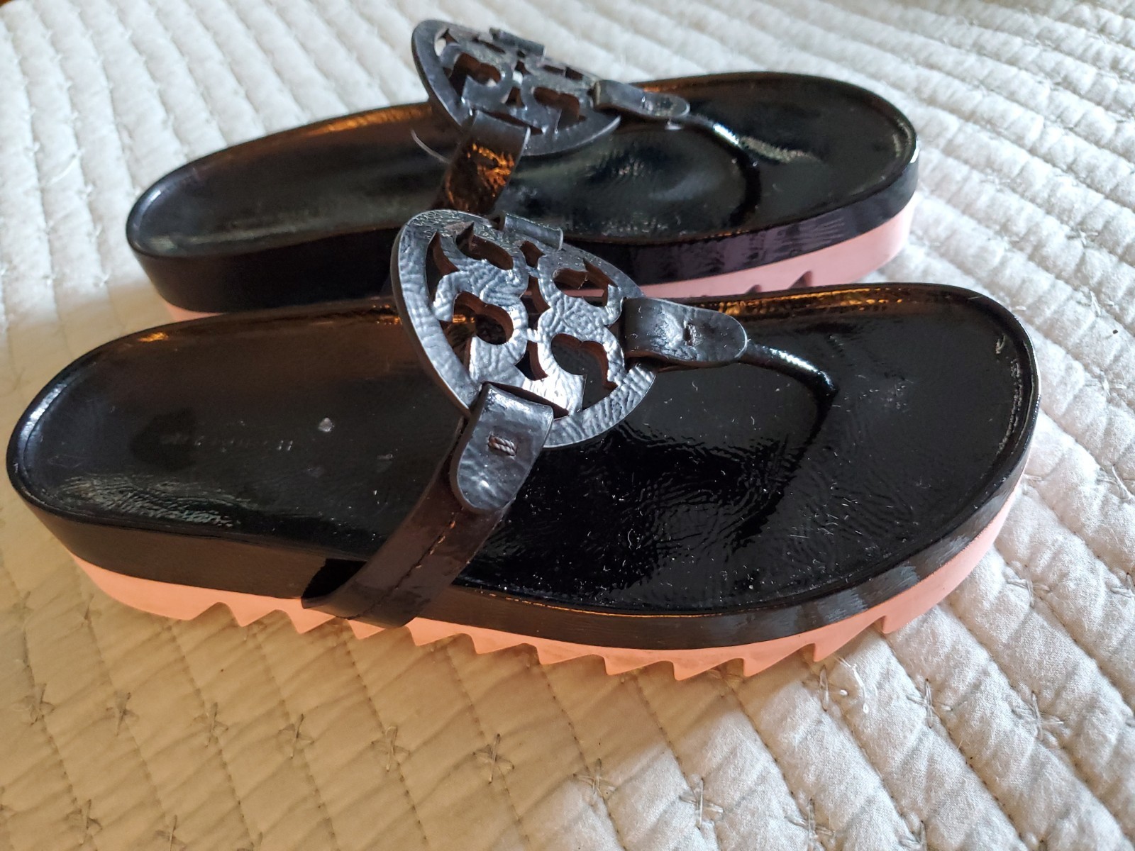 Tory Burch Miller Cloud Lug Black Pink Patent Leather Petunia Sandals Sz 8.5