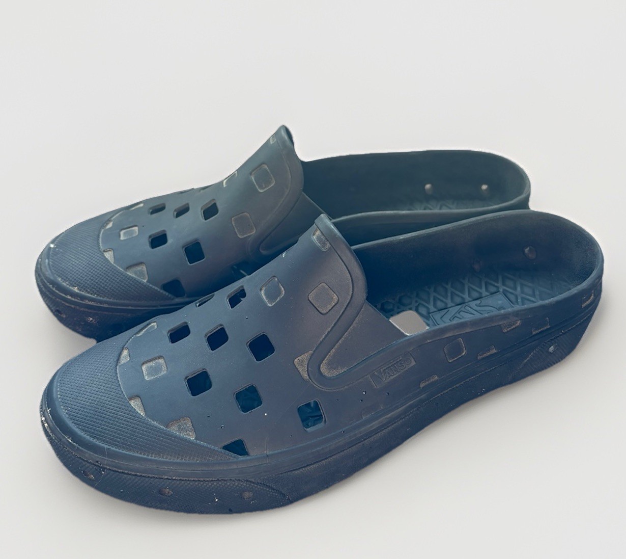 Vans MTE Slip-On Mule TRK Black VN0005V8BLK Men’s Size 8 Rubber Slip On