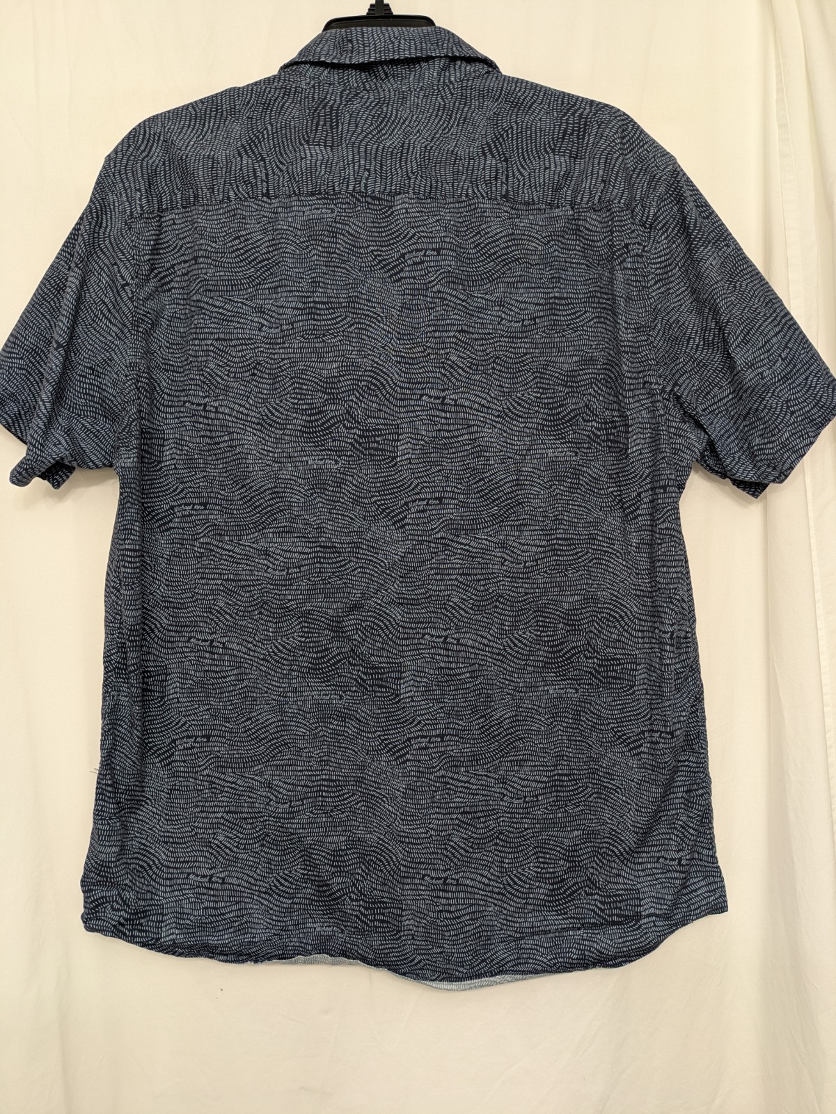 Michael Kors Men XL Slim Fit Button Down Shirt Blue Abstract Print Stretch…