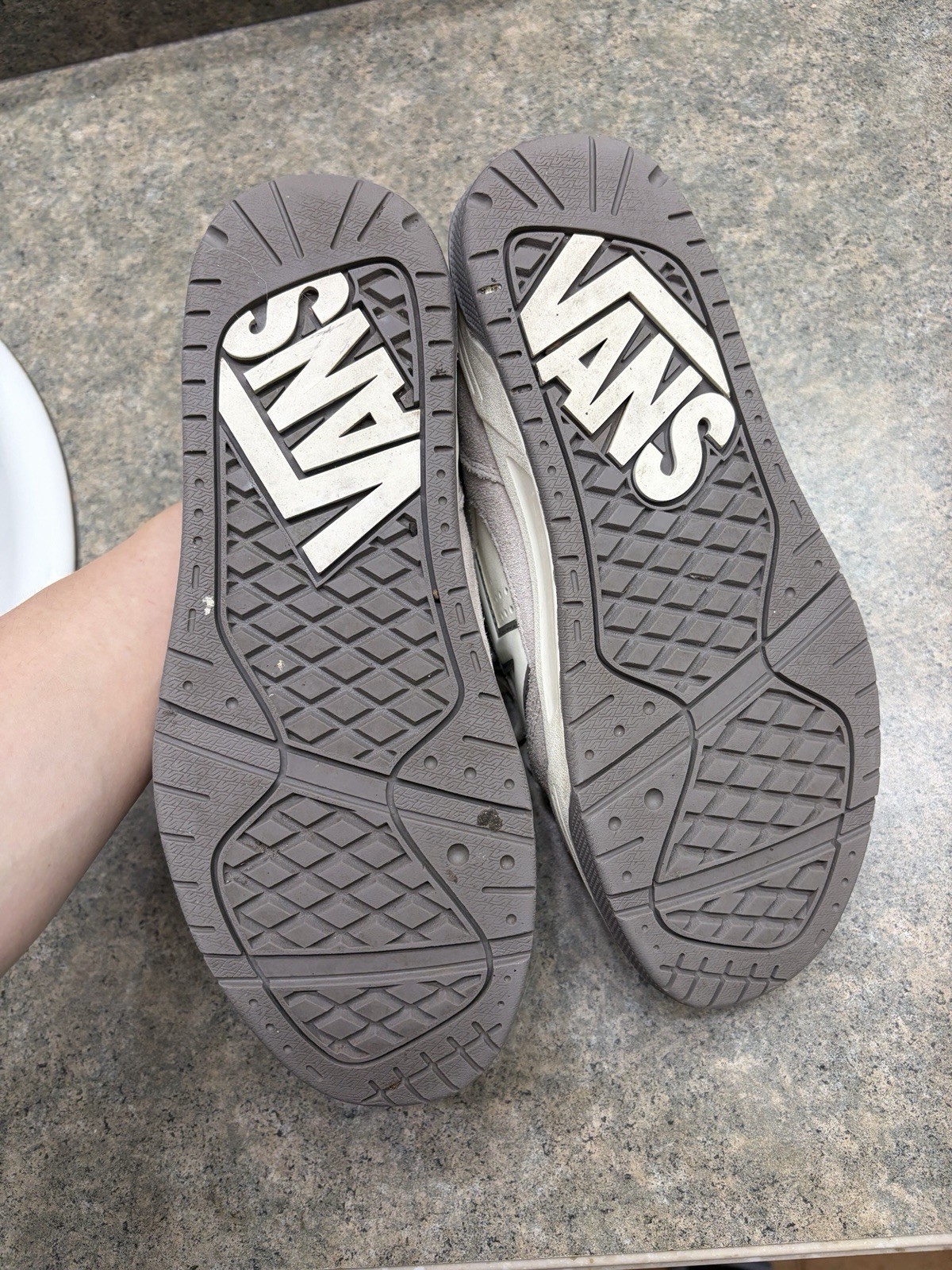 VANS Upland Women’s Size 8 Chunky Y2K Sneakers Lace Up Low Top Shoes