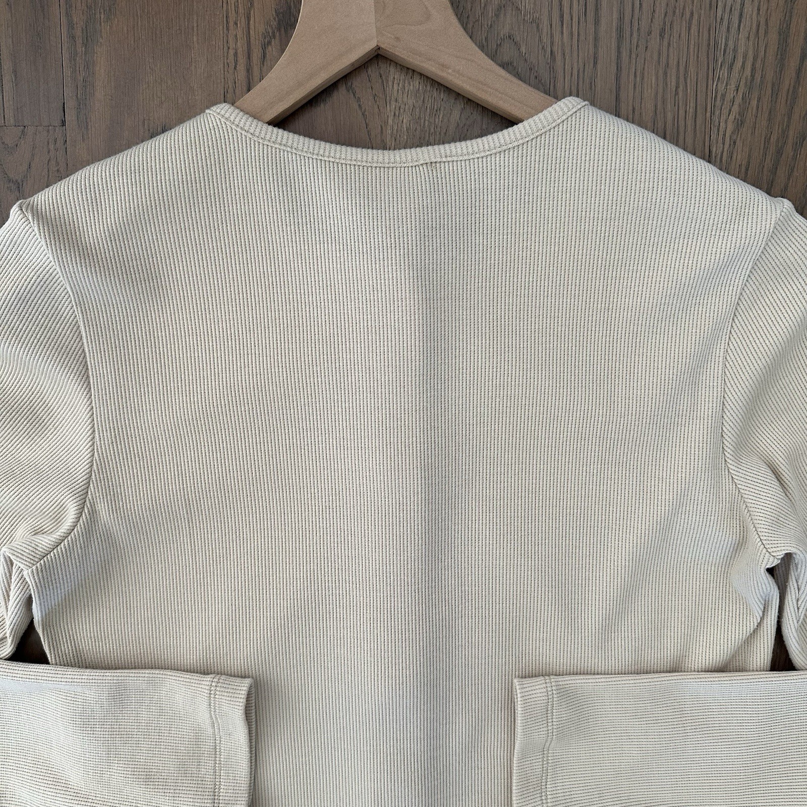 Outdoor Voices CozyRib Snap Front Long Sleeve Cropped Top in Wheat Extra Large