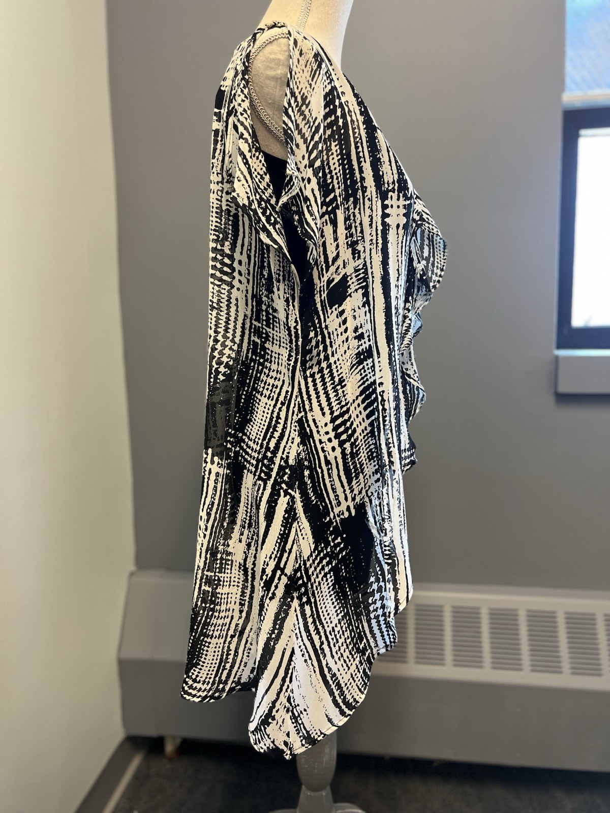 Mango Tango Black White Print Boutique Tunic M