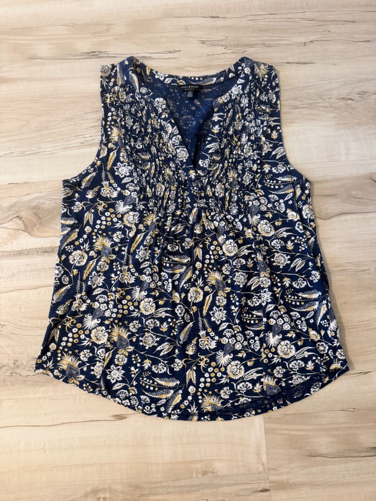 Lucky Brand Boho Navy Floral Print Smocked Sleeveless Knit Top Womens Size S