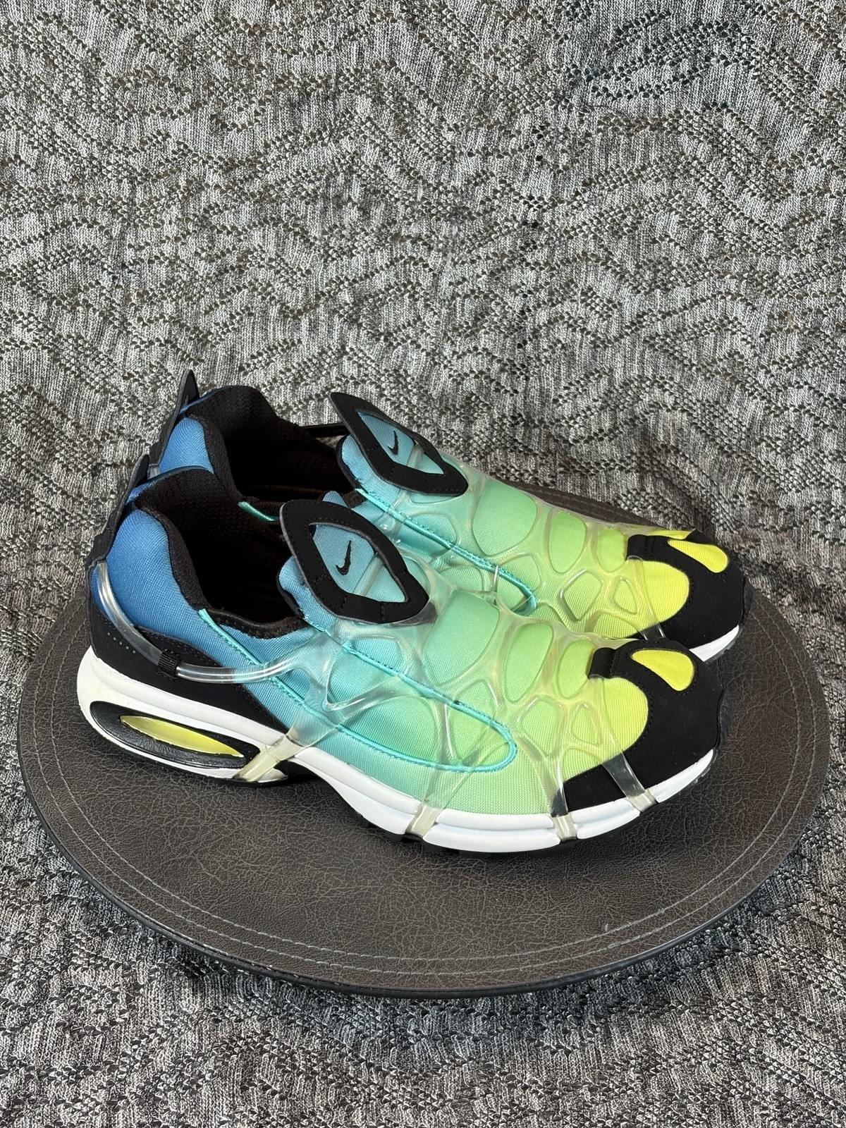Nike Air Kukini SE Sneaker Men’s Size 9.5 DV1902-100 Lemon Venom Aurora Running