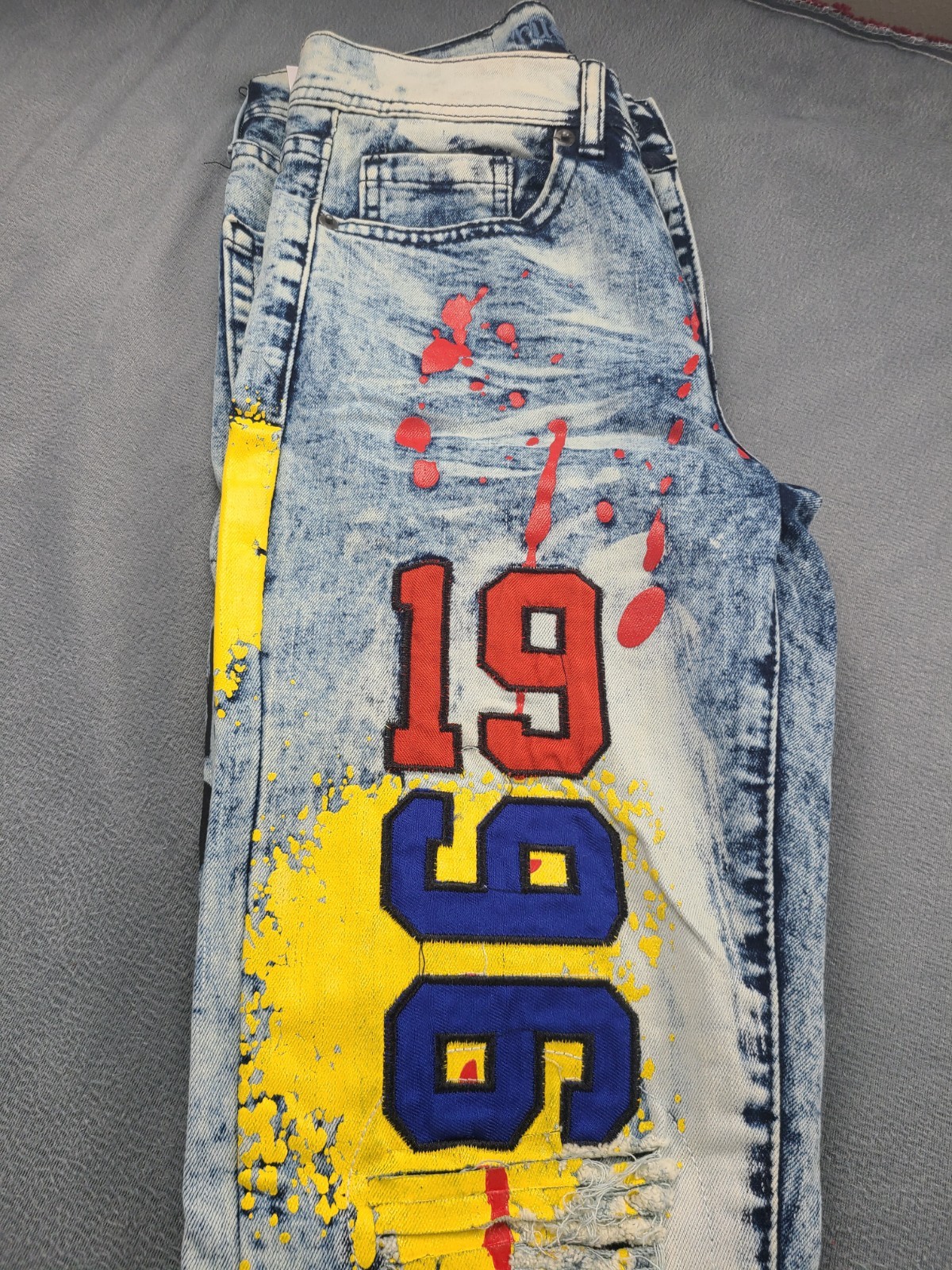Rue 21 Premium Men’sBlue Design Patch Distressed Jeans Skinny Fit Jean 34×34 NWT