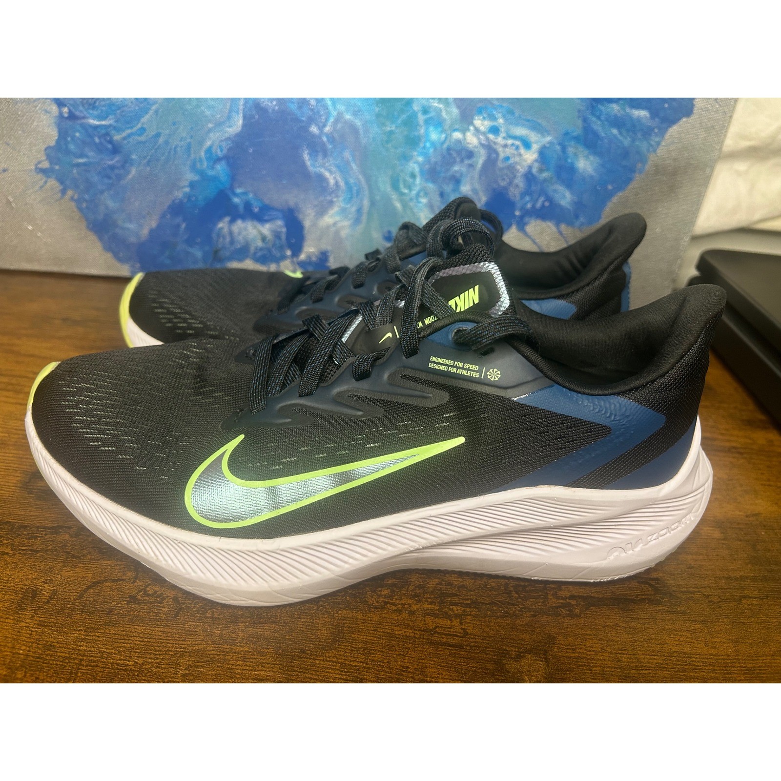 Nike Zoom Winflo 8 Running Shoes women’s 8.5 Black Neon Blue