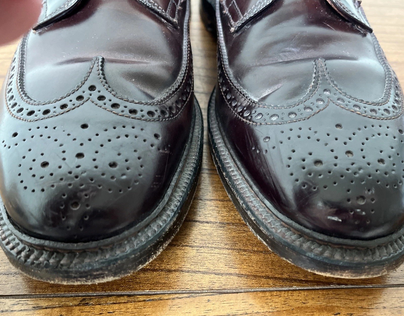 Alden Men’s Size 9 B D Wingtip Leather Oxford Shoes 975 Made in New England USA