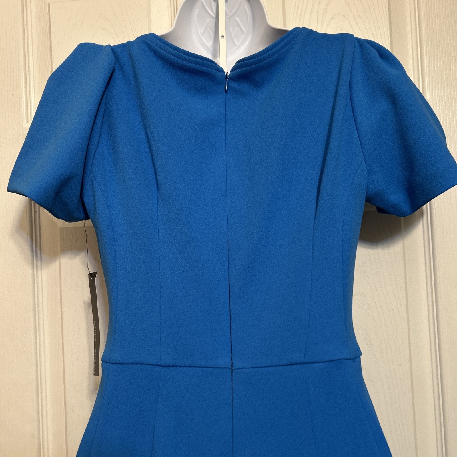 Maggy London Blue Tie Neck ocean blue Dress RN 58142 NWT Women’s Size 0