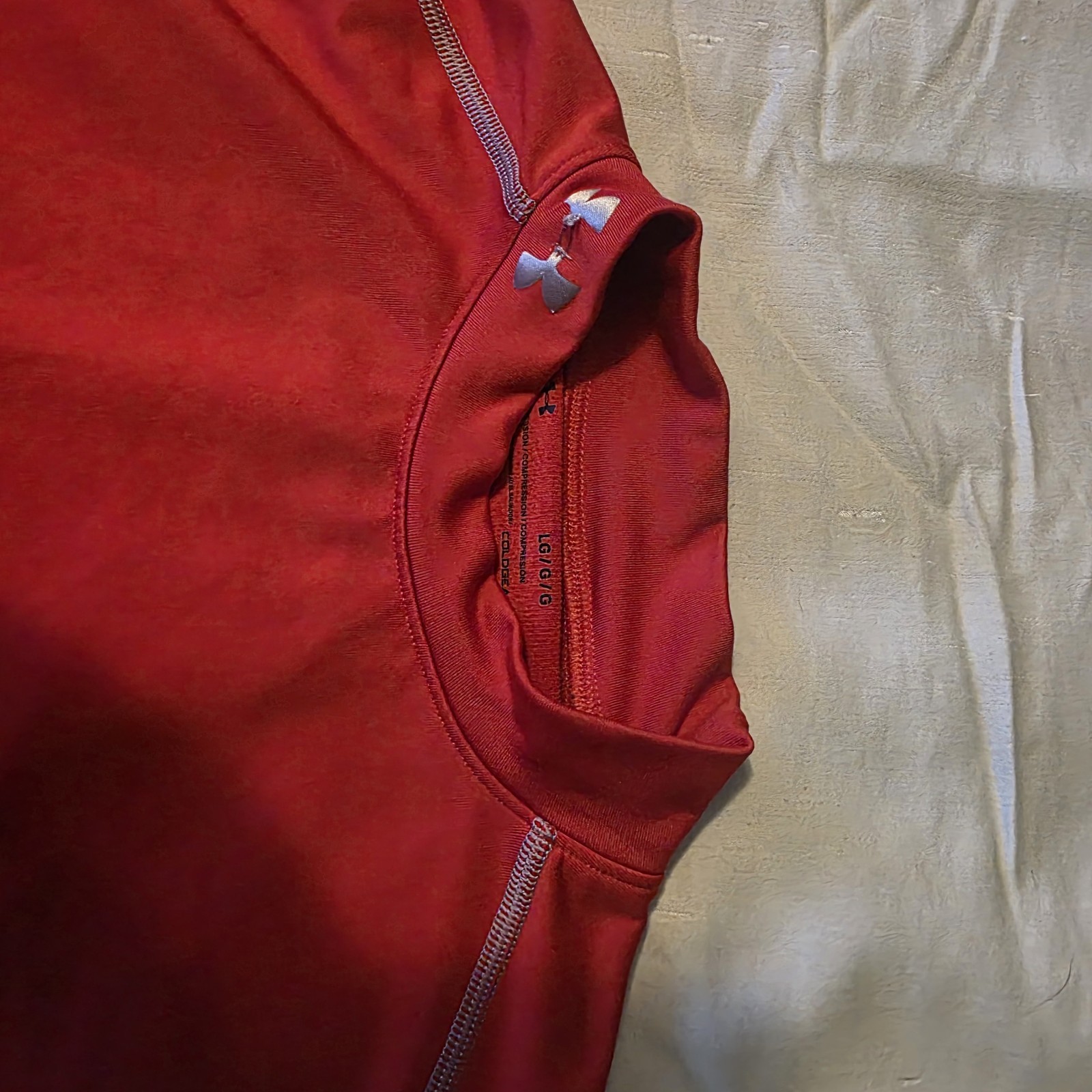Under Armour HeatGear Men’s Compression Mock Neck Long Sleeve Shirt Red LG