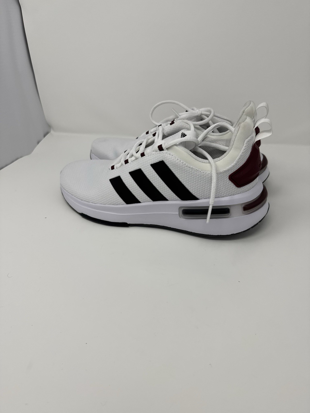 Adidas Racer TR23 White Black Shadow Red Size 8.5 Cloudfoam no sole