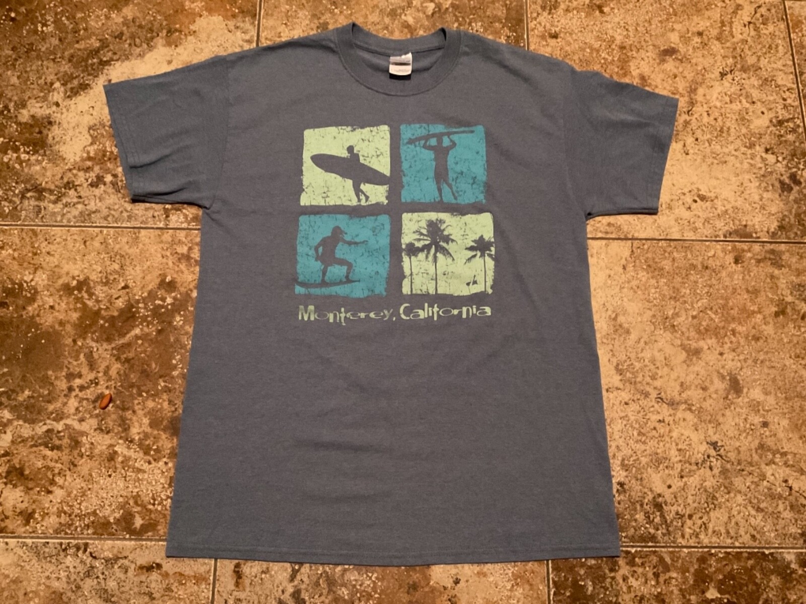 MONTEREY CALIFORNIA GRAPHIC T-SHIRT ( MENS LARGE ) BLUE TONE PREOWNED