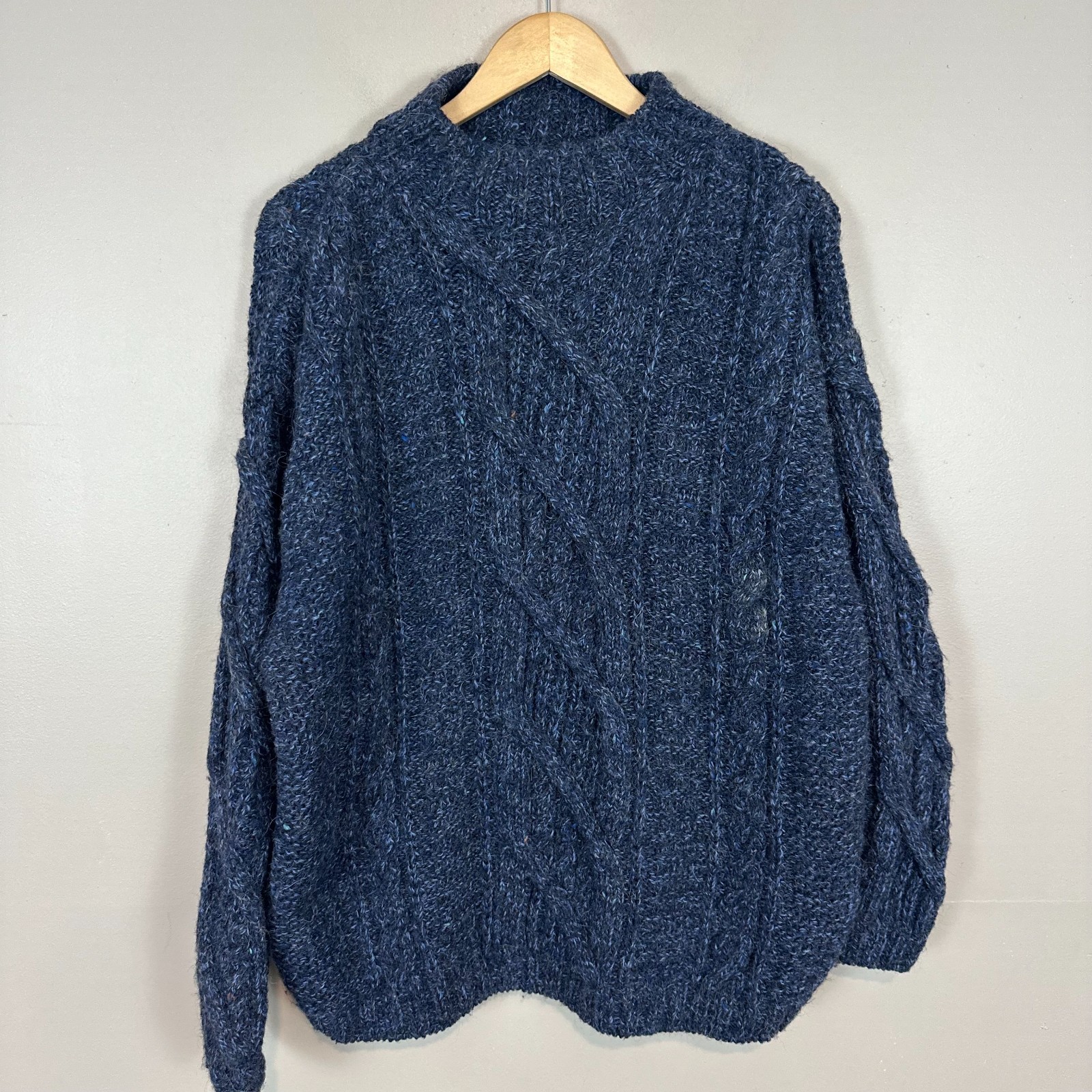 L.L. Bean HandKnit Fisherman VTG Sweater Blue Wool Cable Knit Womens L Read