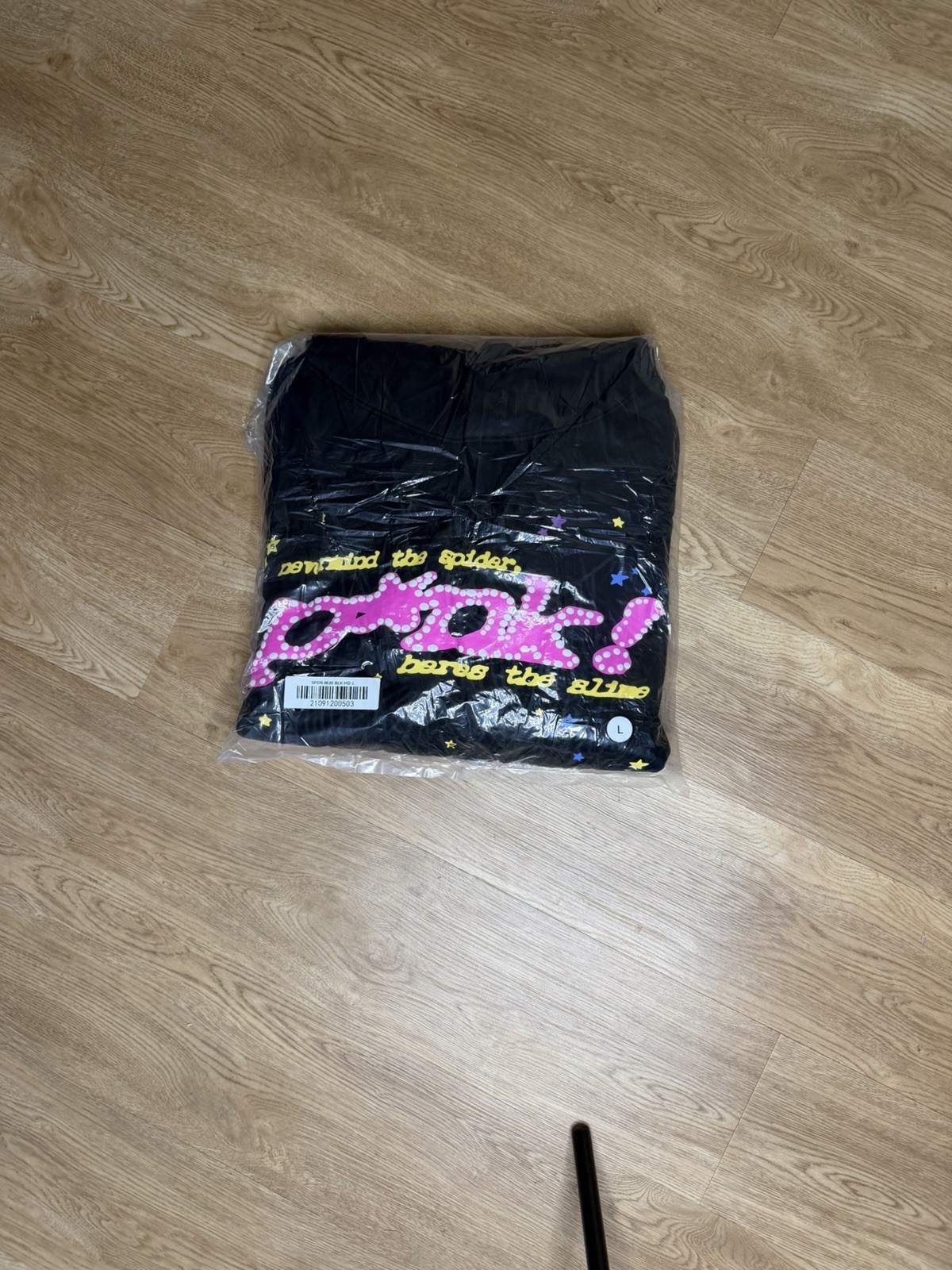 Nevermind the Spider Pink Graphic Fleece Hoodie Black Pullover Men’s L