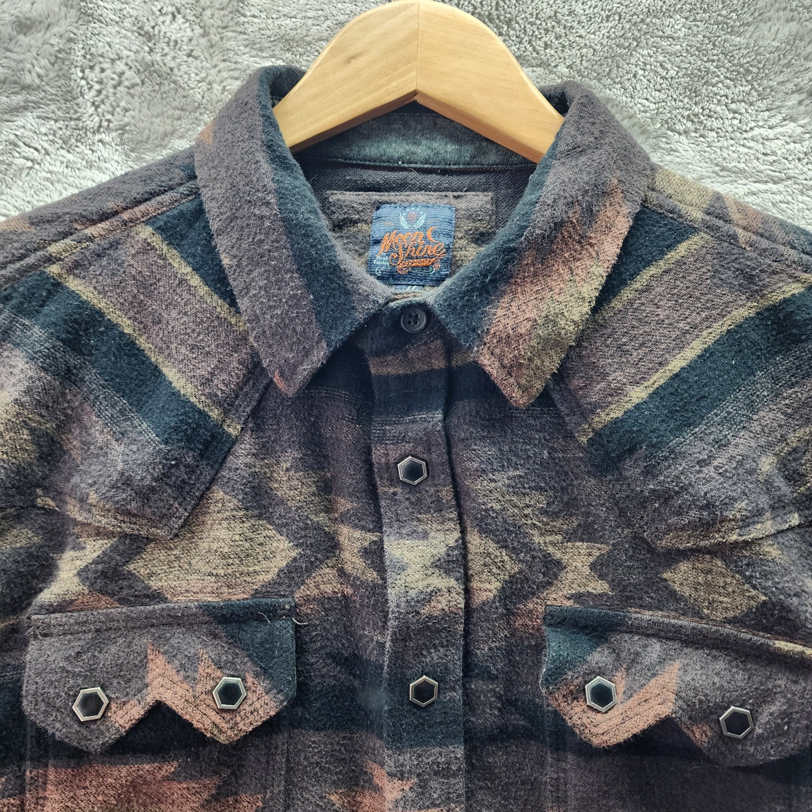 Moonshine Spirit Flannel Shirt Jacket Medium Southwestern Aztec Button Up