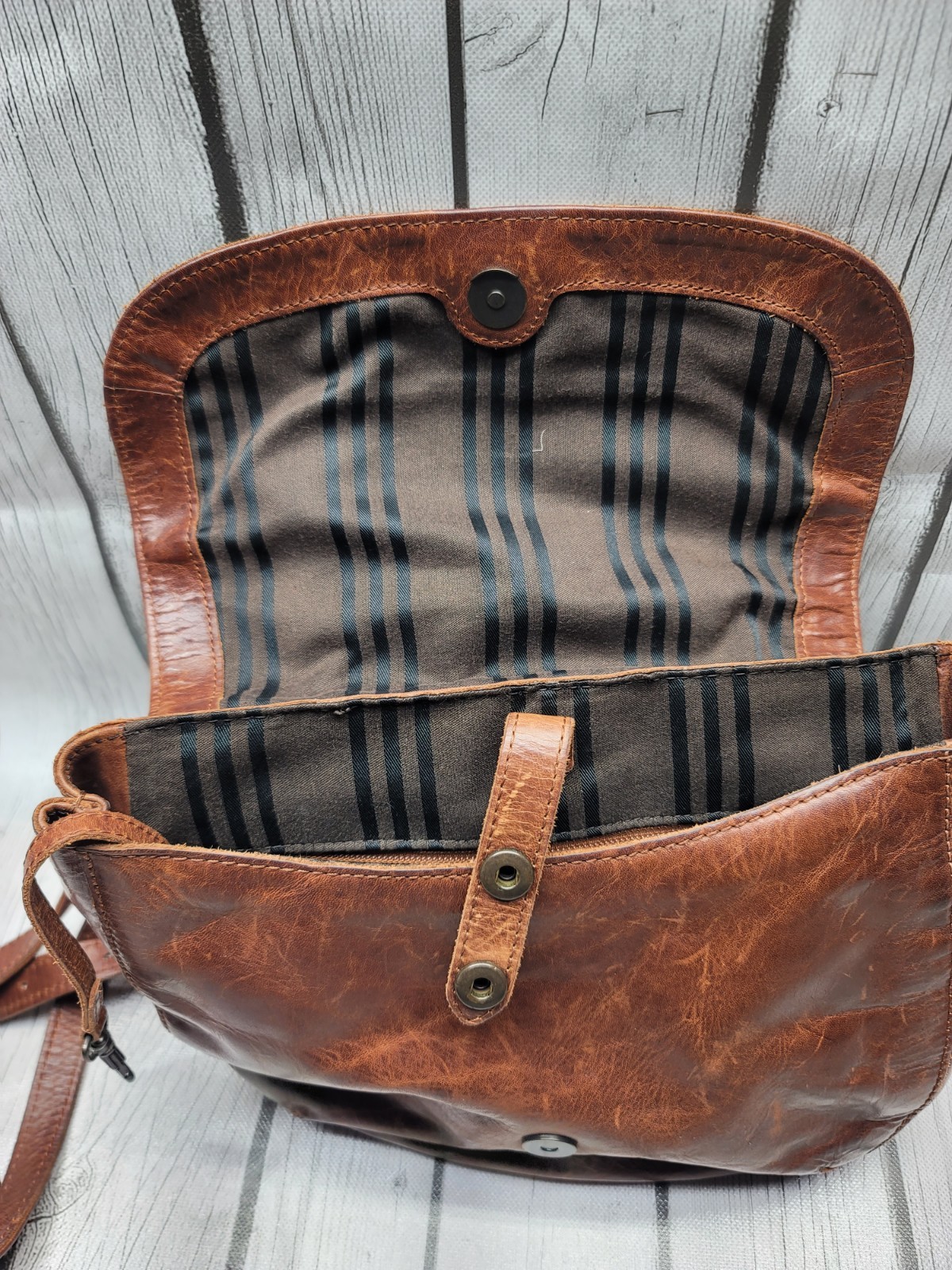 Frye Melissa Dark Cognac Brown Leather Flap Closure Saddle Crossbody Bag Purse