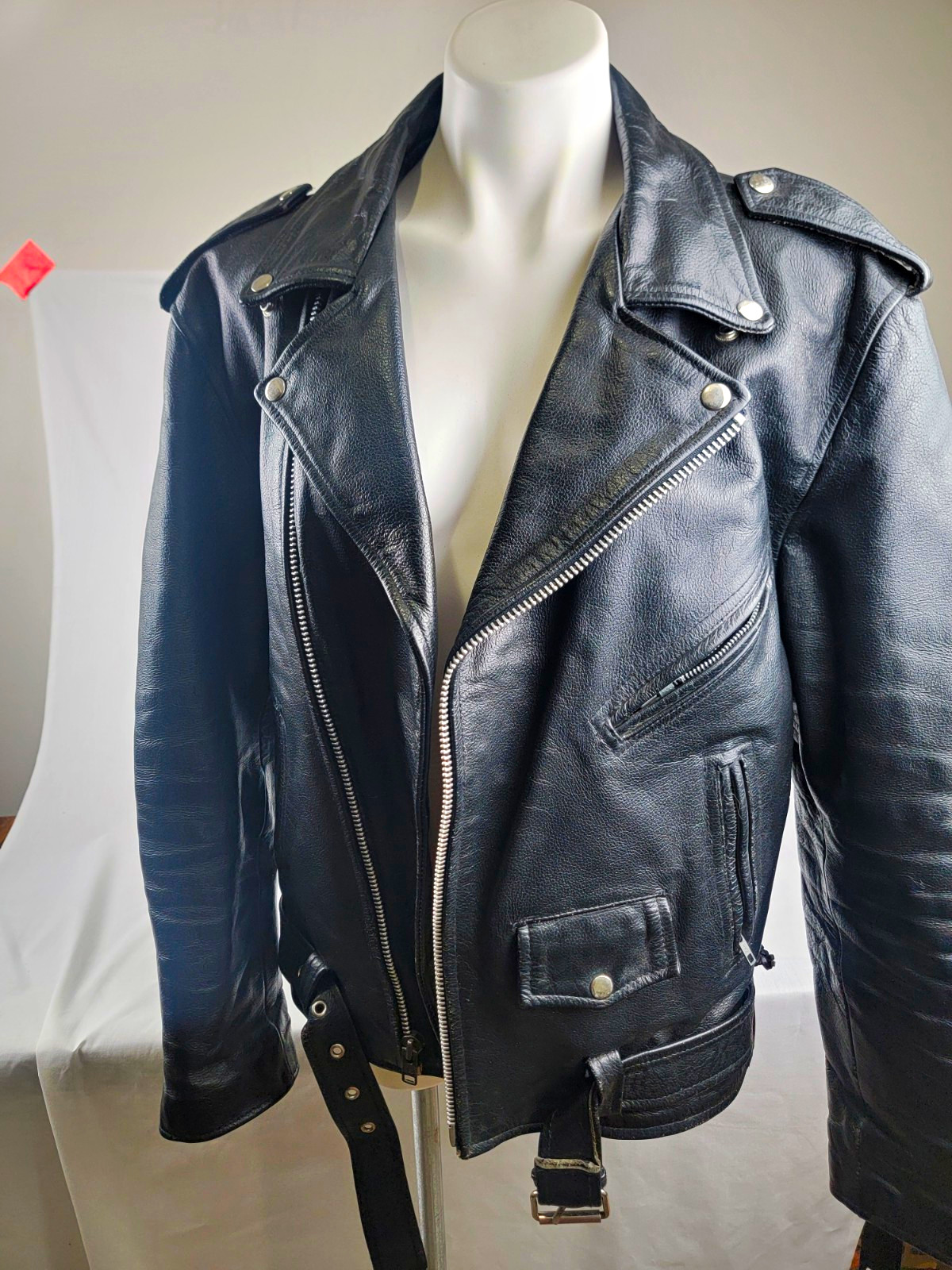 Men’s Black Leather Biker Motorcycle Jacket, Zip Buckle Snap, Pockets, 44