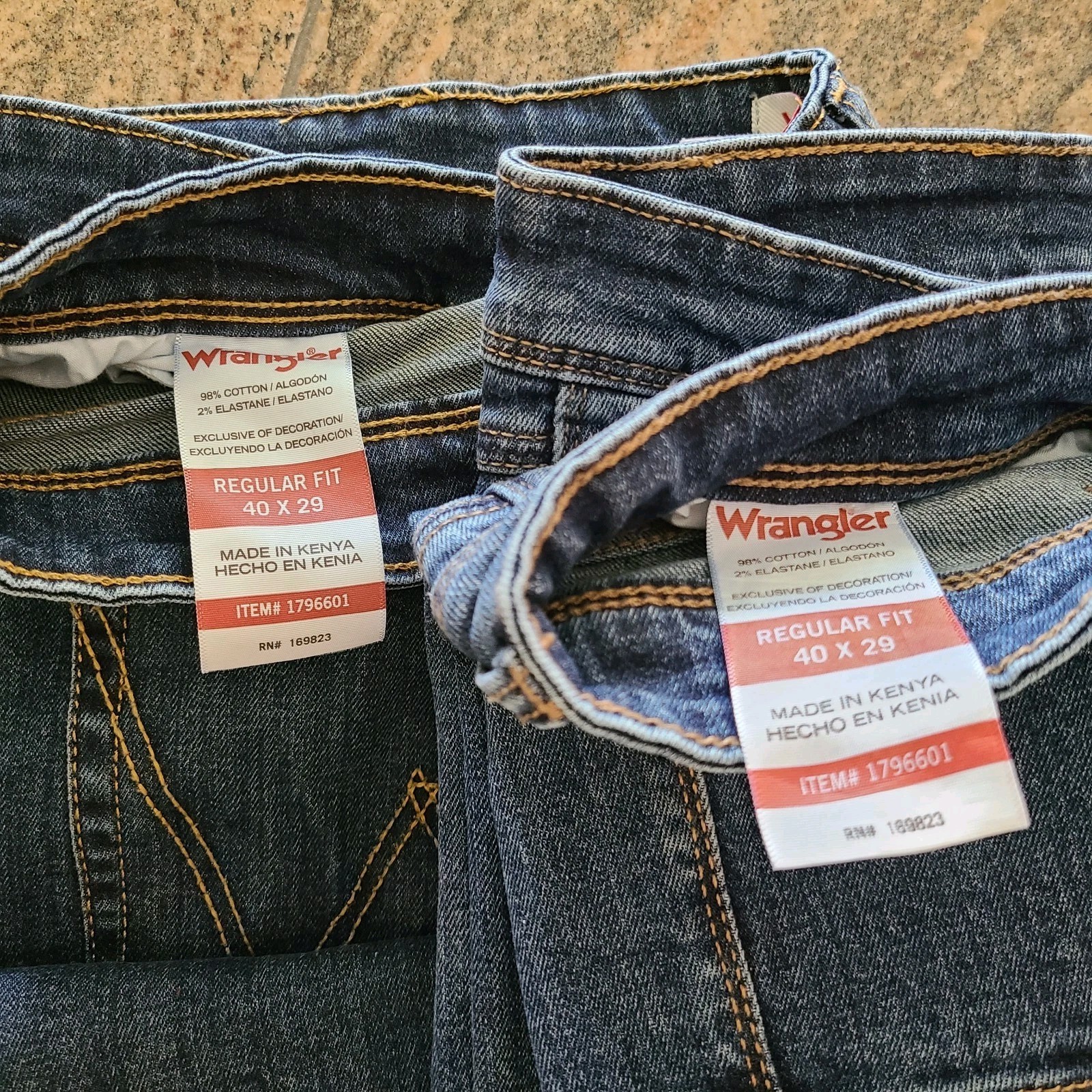 2 Wrangler 1796601 Regular Fit Men’s Jeans 40X29 98% Cotton 2% Elastane