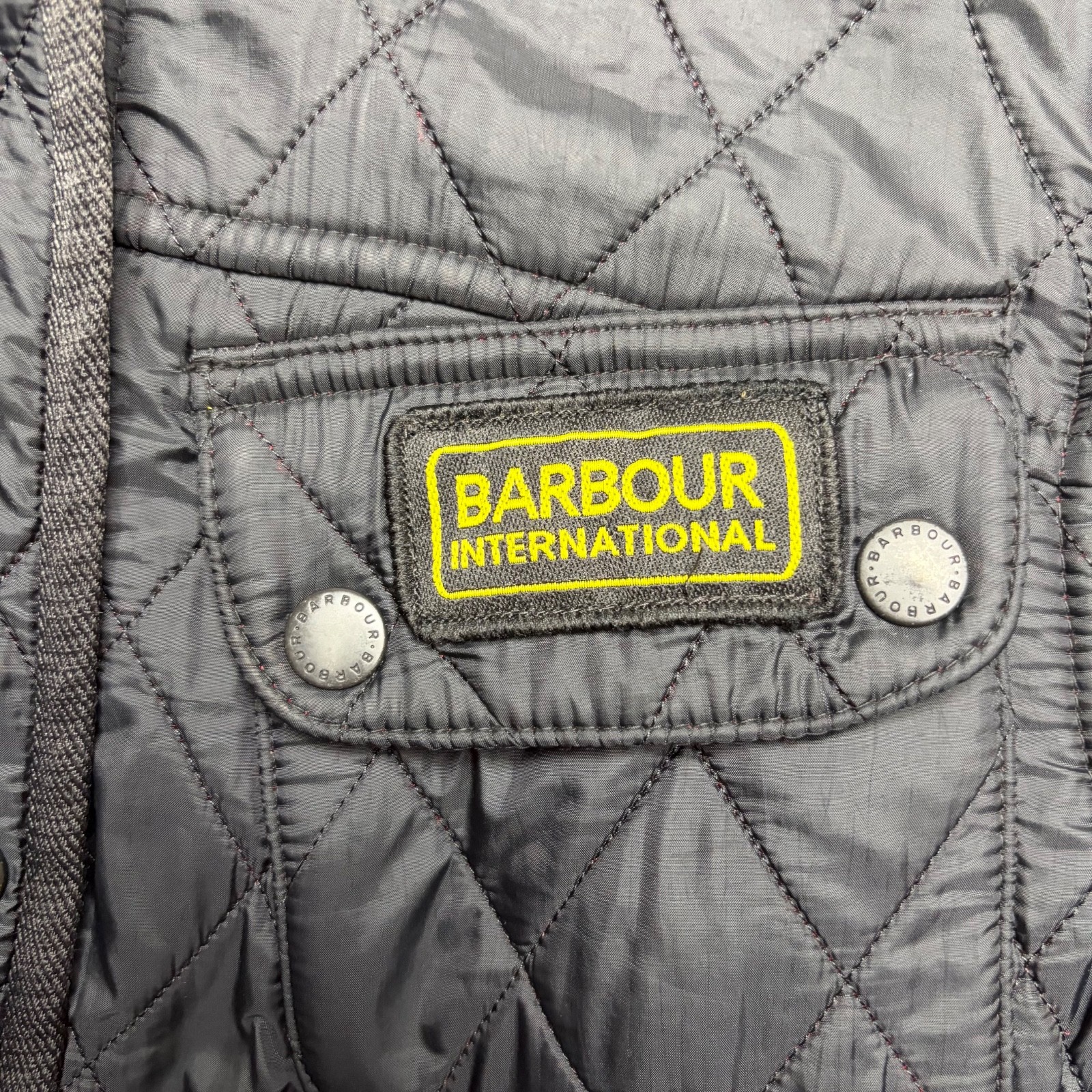 Barbour women’s jacket, size 38. Good condition, classic and timeless style.