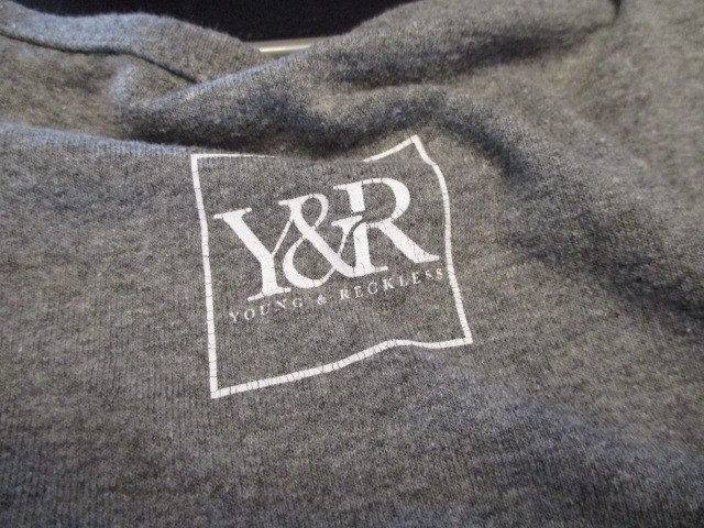 Y & R YOUNG & RESTLESS TANK TOP WITH CHASING DREAMS ON FRONT, UNISEX SZ L