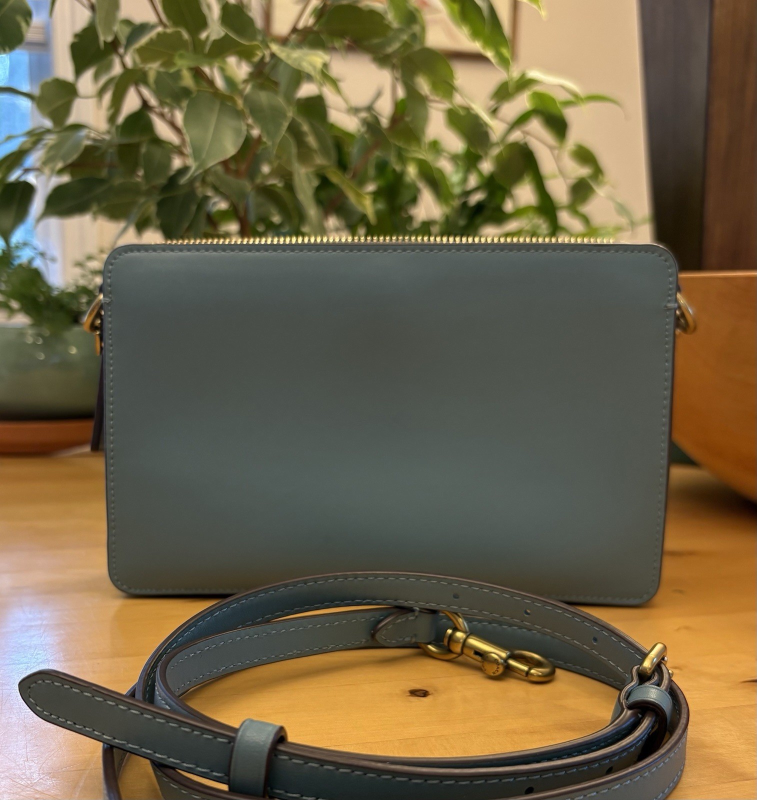 Coach Signature Chain Crossbody Bag Marine Blue Leather 78801 Oct 2019