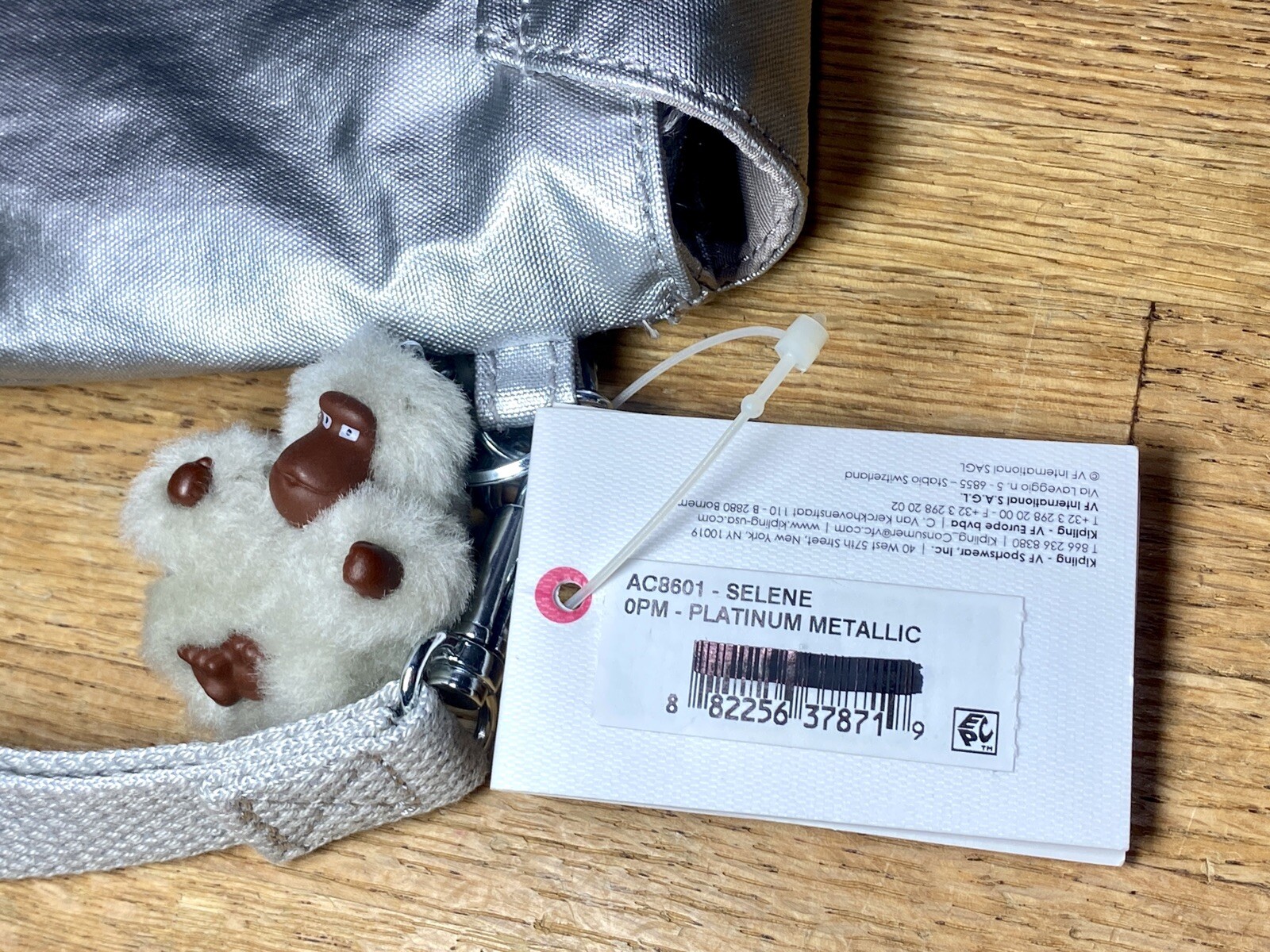 Kipling AC8601 – Selene Platinum Metallic Women’s Wristlet – New!