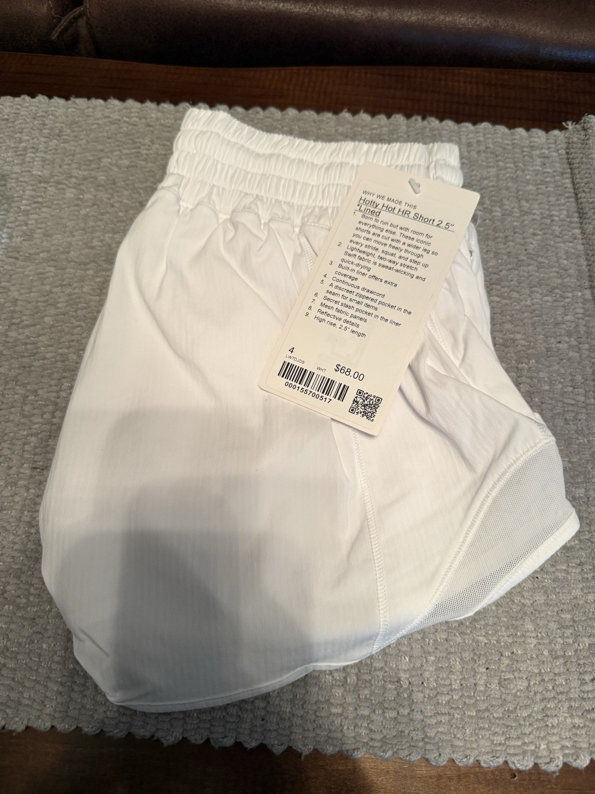 Lululemon Size 4 Hotty Hot High-Rise Lined Short 2.5″, White, NWT, $68