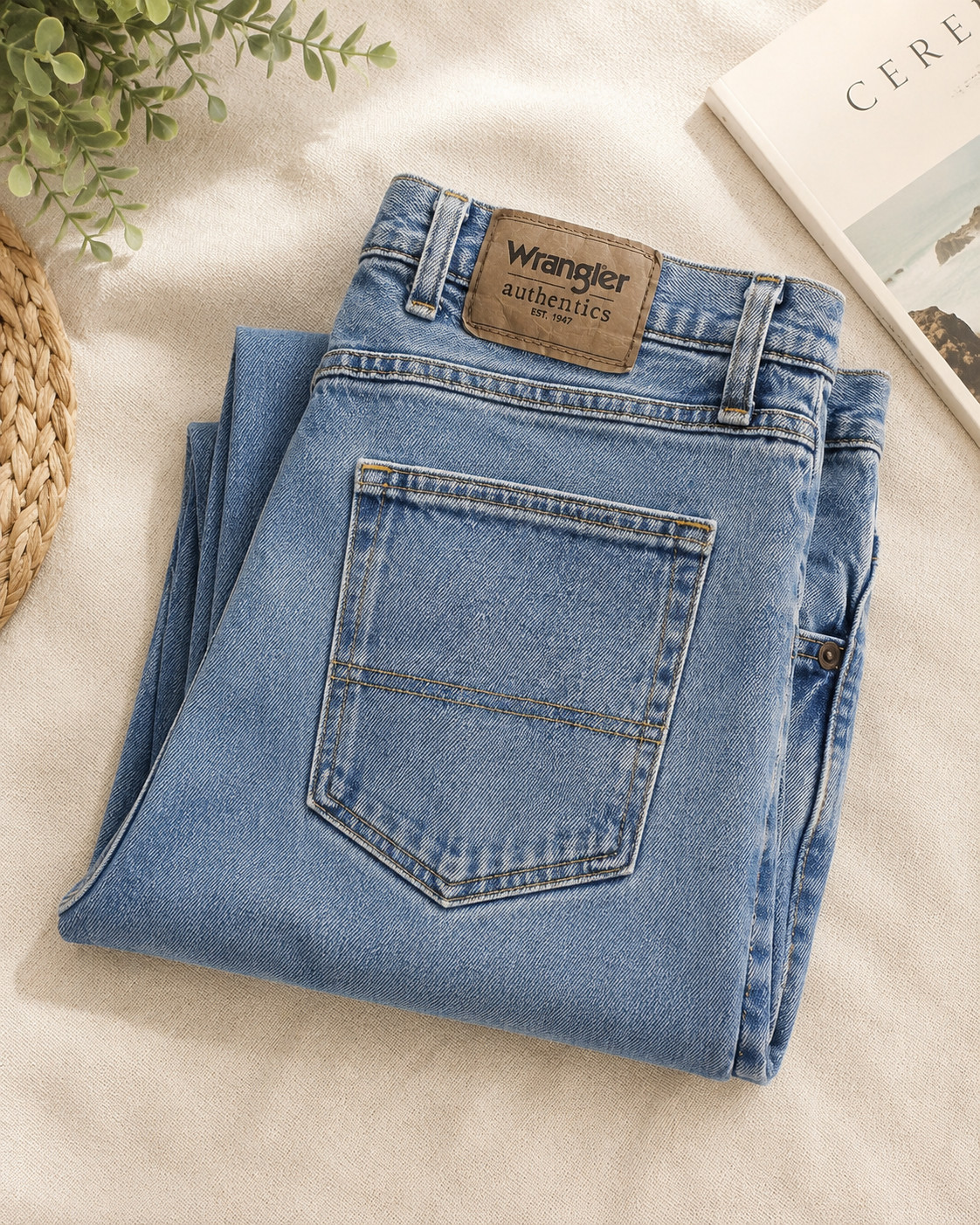 Wrangler Authentics Mens Jeans 34×30 Blue Denim Classic Fit Straight Leg
