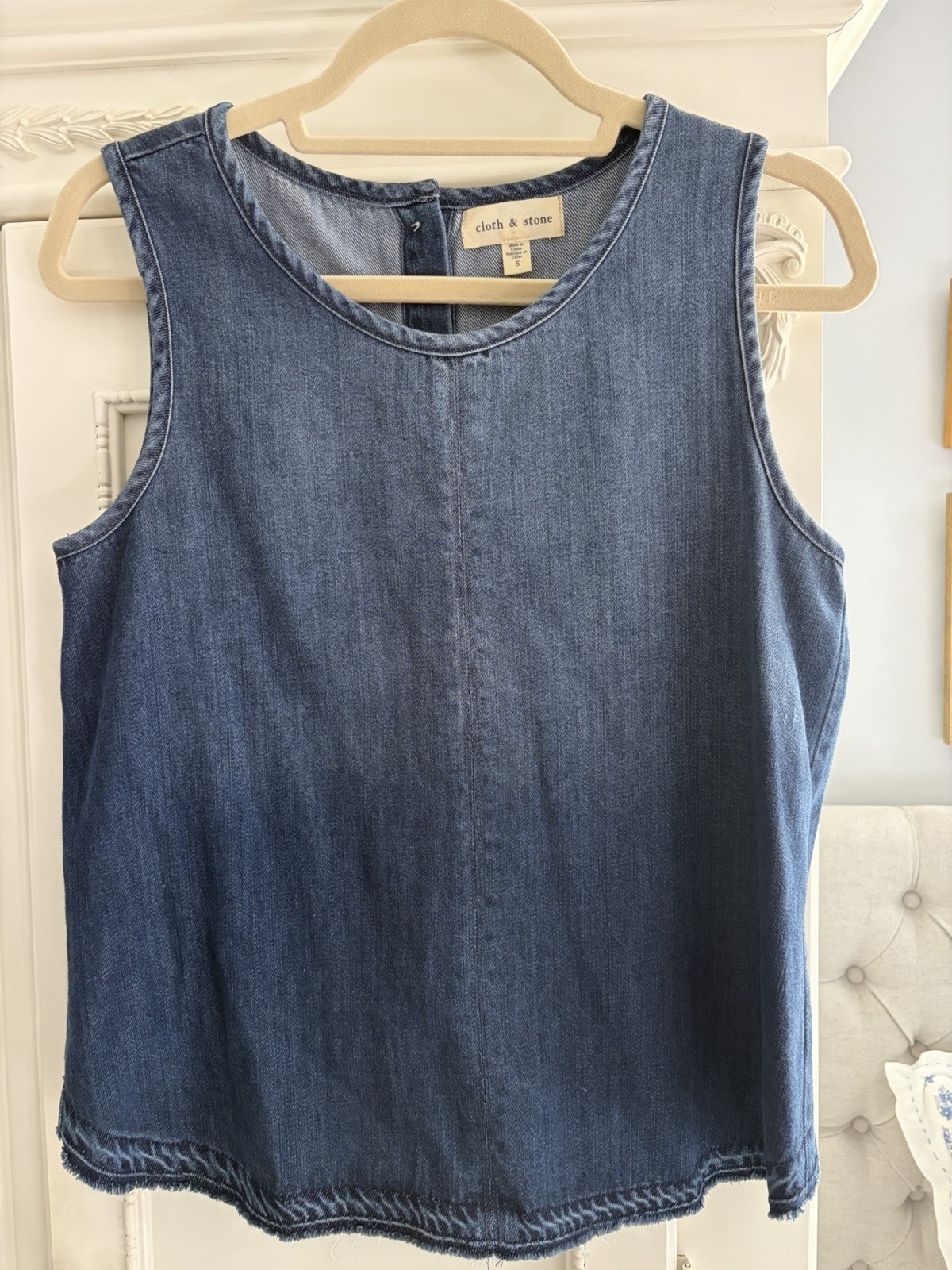 Anthrpologie Cloth & Stone Sleeveless Denim Tank, Size S